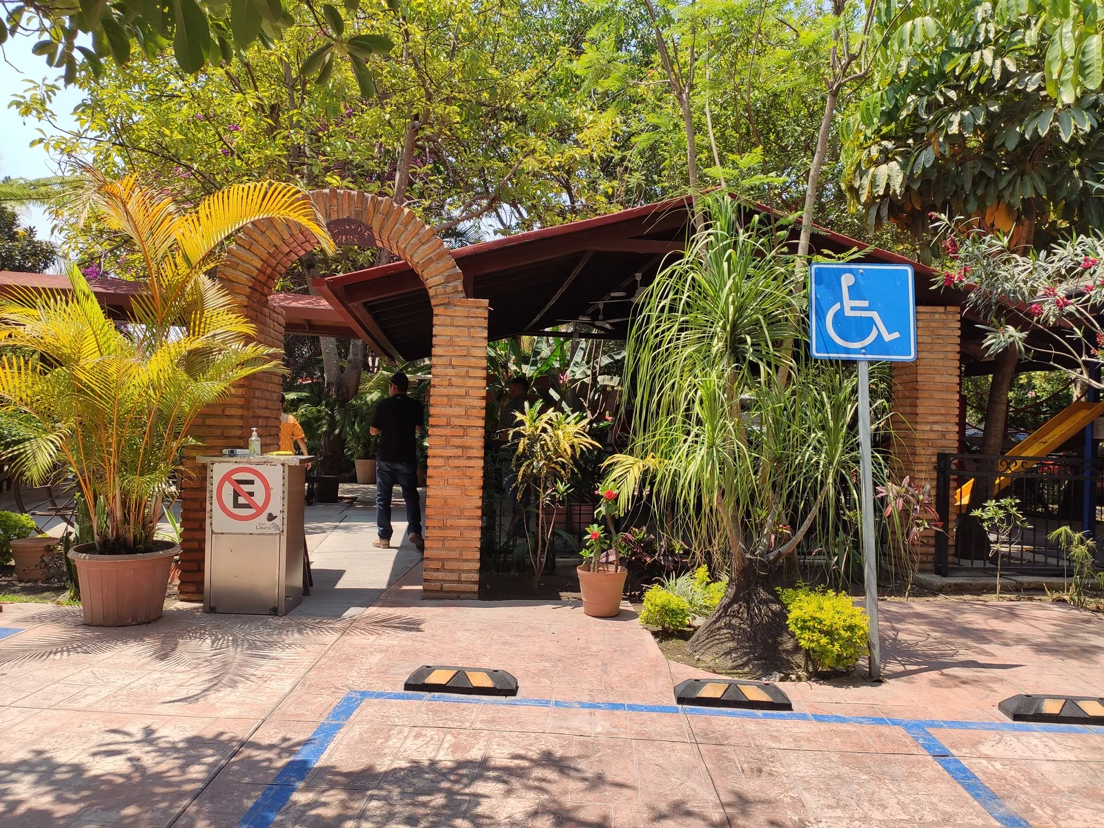 Don Lauro Restaurante image 1