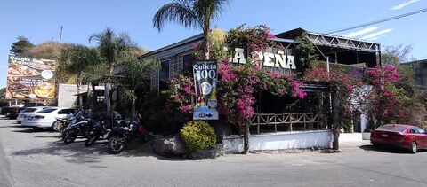 La Peña Restaurante Bar image 1
