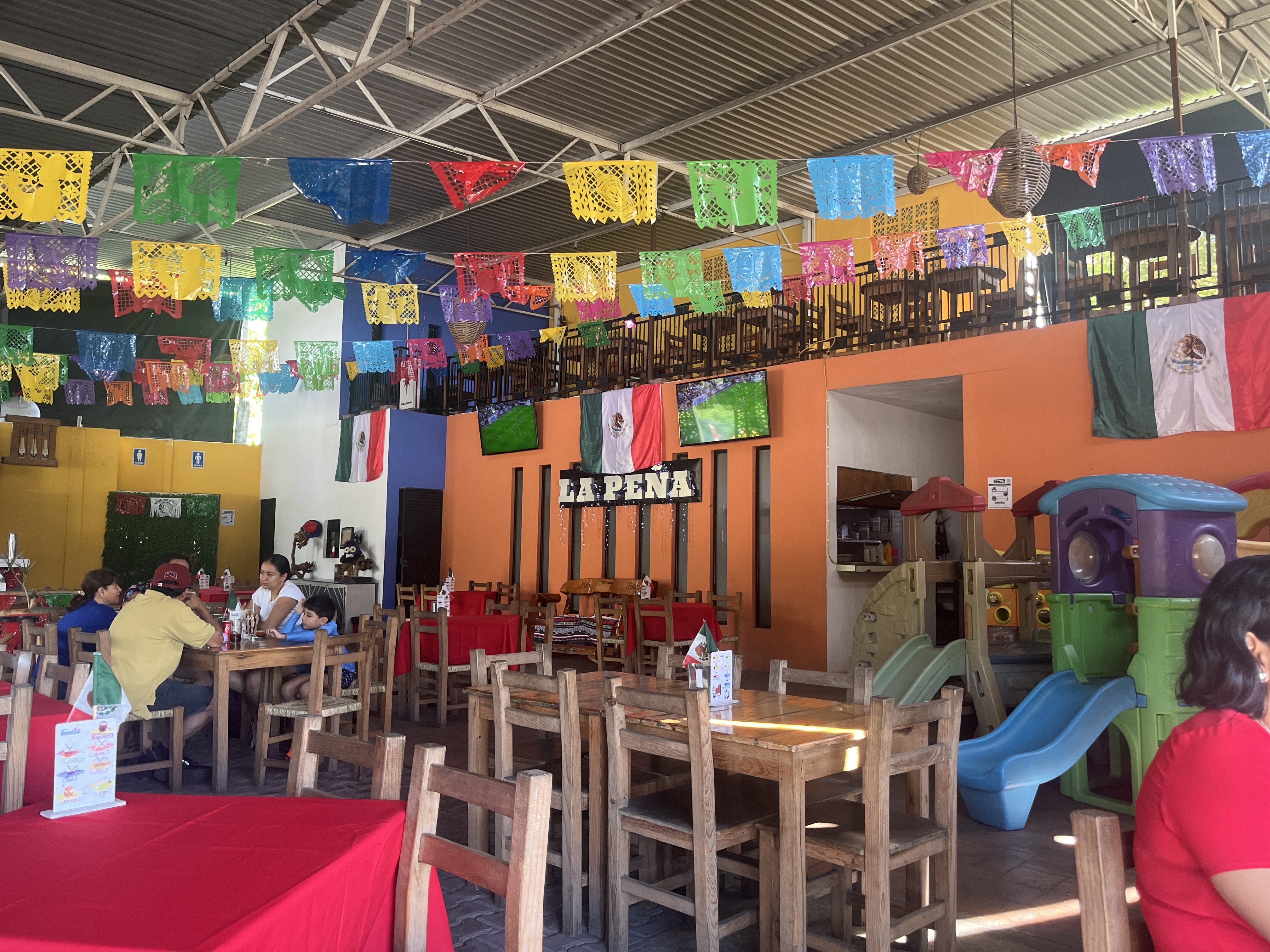 La Peña Restaurante Bar image 7