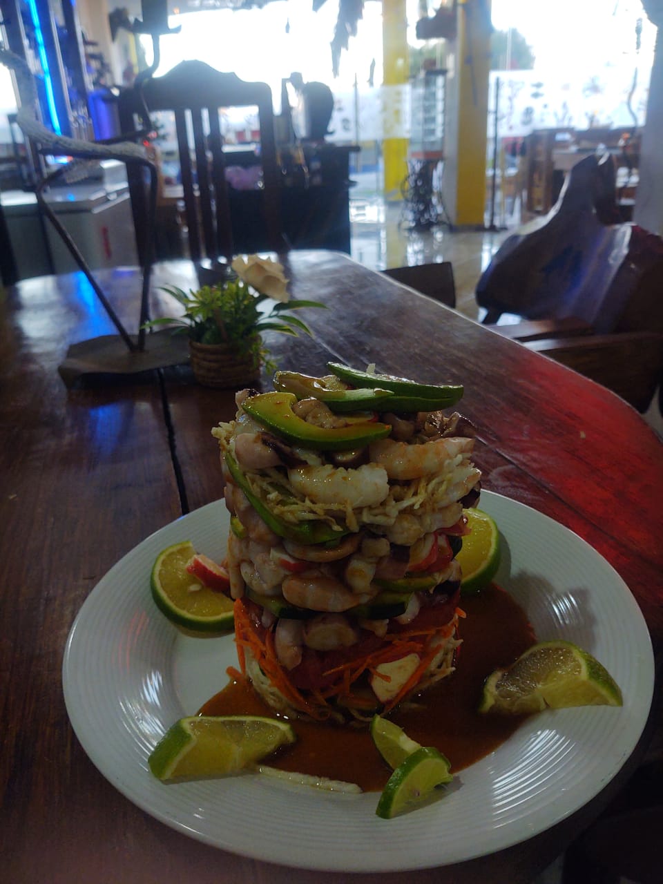 Mariscos bar los caballos image 5