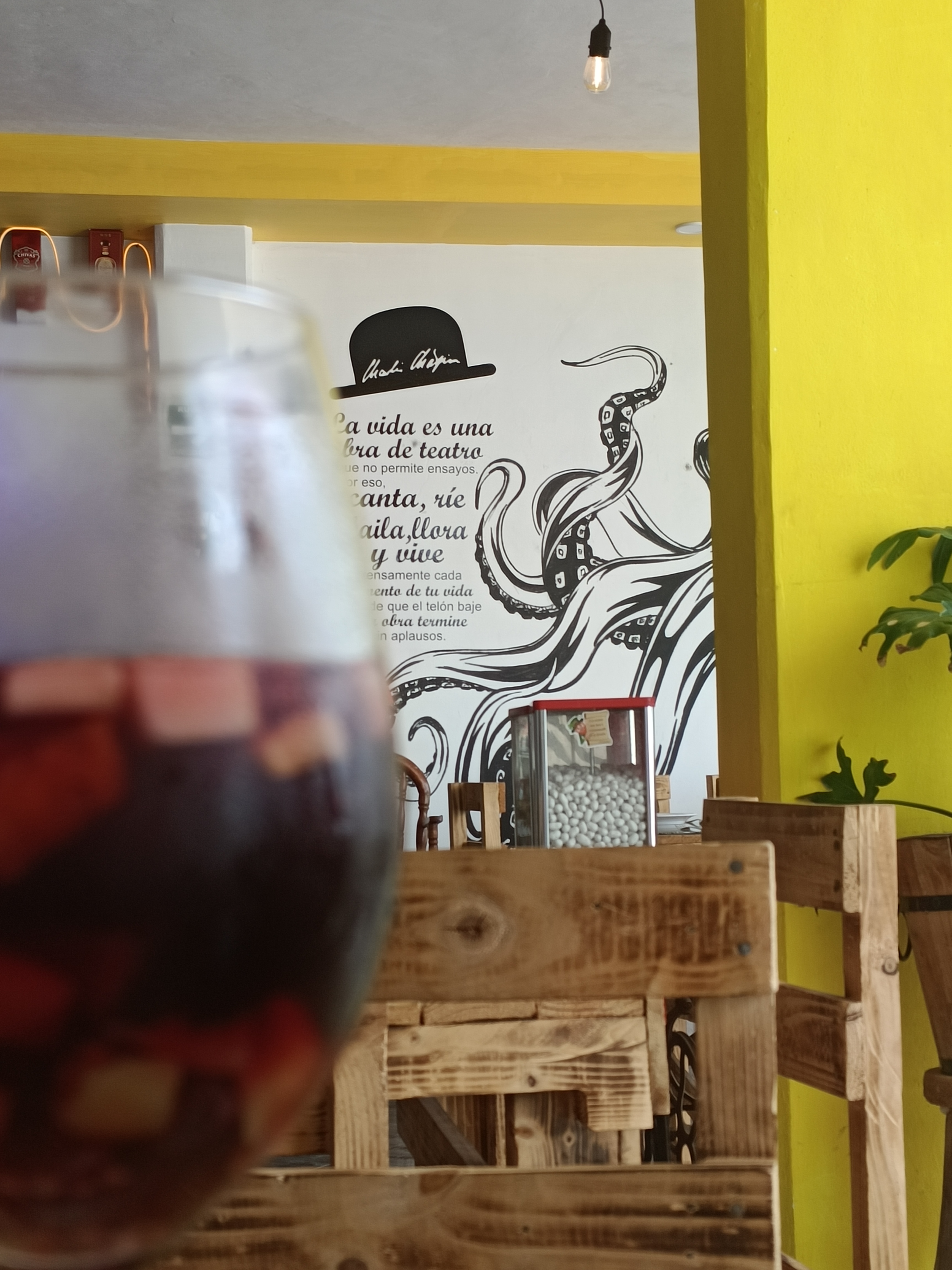 Mariscos bar los caballos image 7