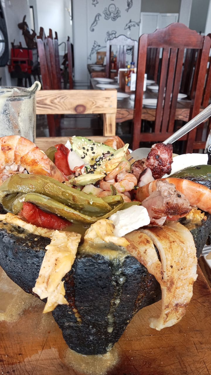 Mariscos bar los caballos image 10