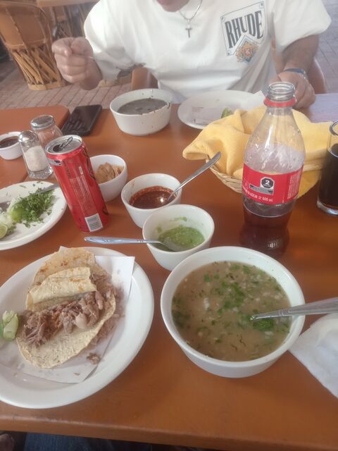 Barbacoa J.Ibarra y familia image 6