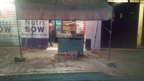 Hamburguesas "El Cuyo" image 2