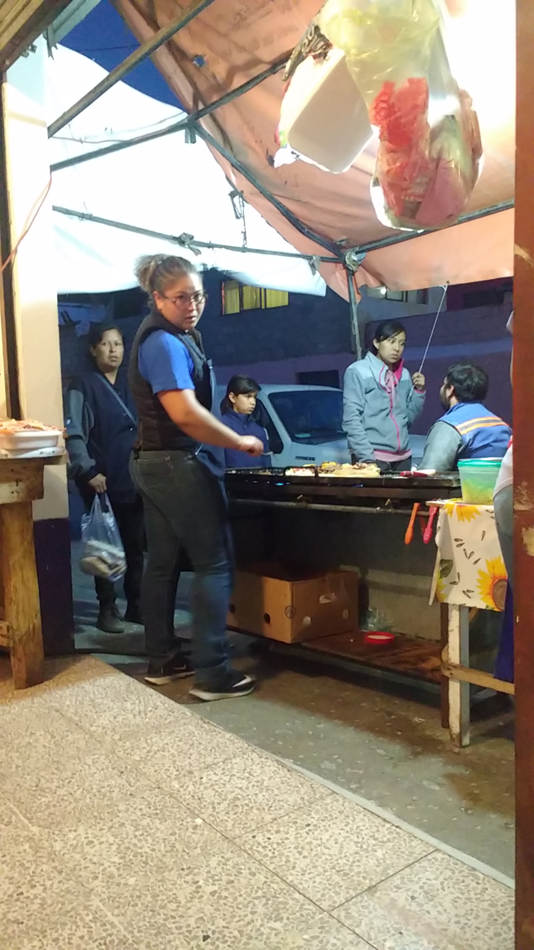 Hamburguesas "El Cuyo" image 3