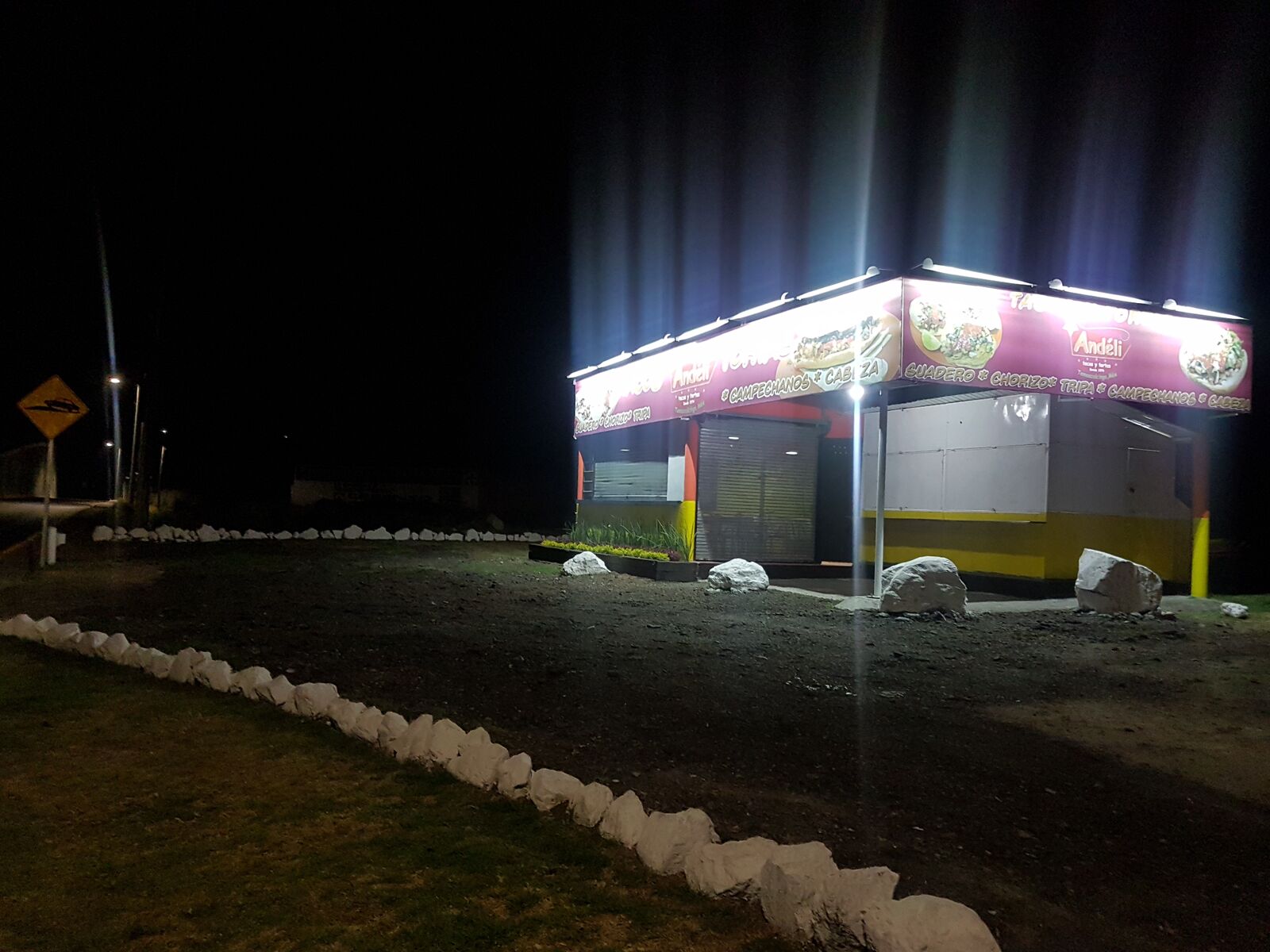 TACOS Y TORTAS ANDÉLI image 8