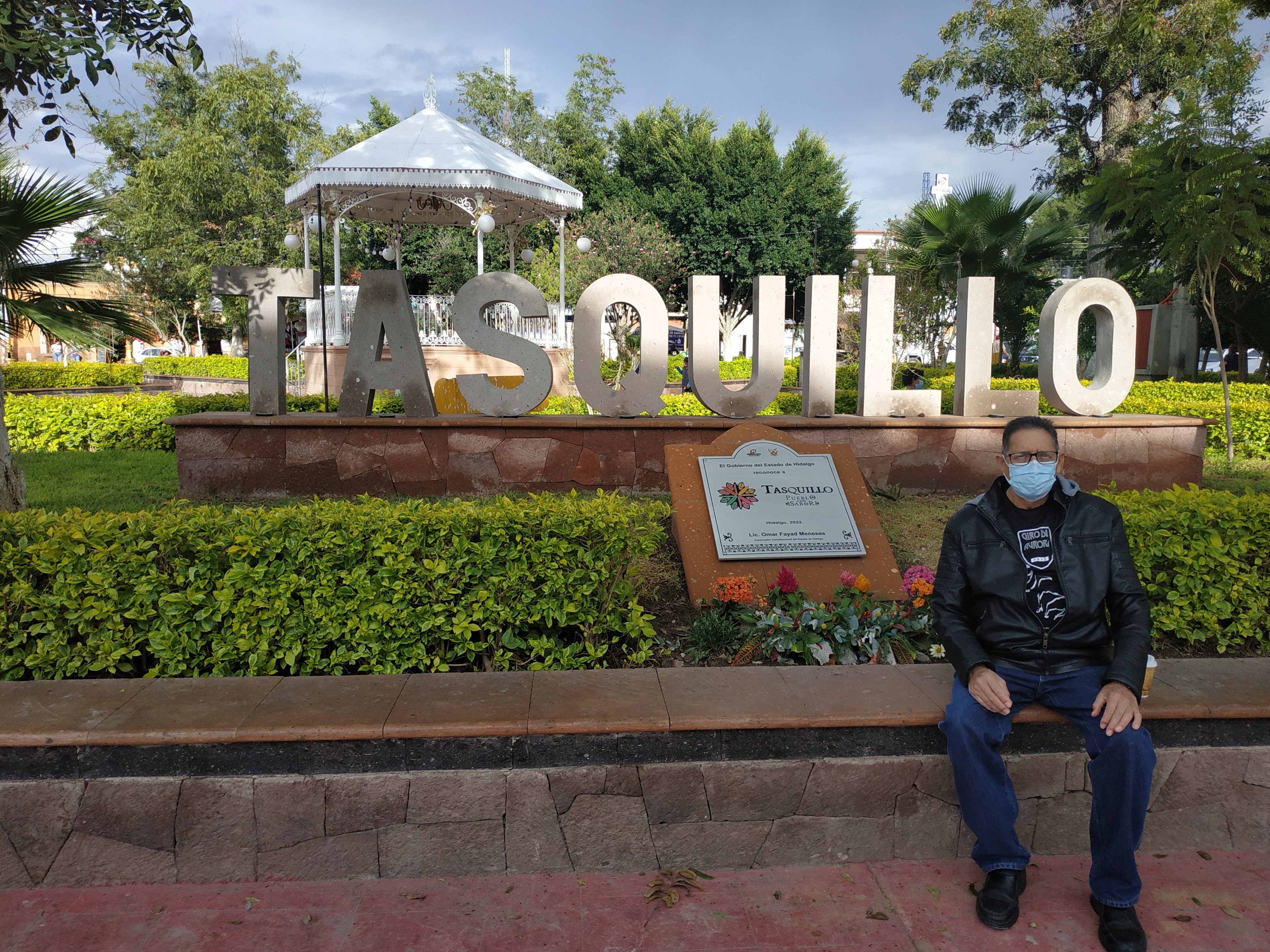 Super Pizza two friends image 7