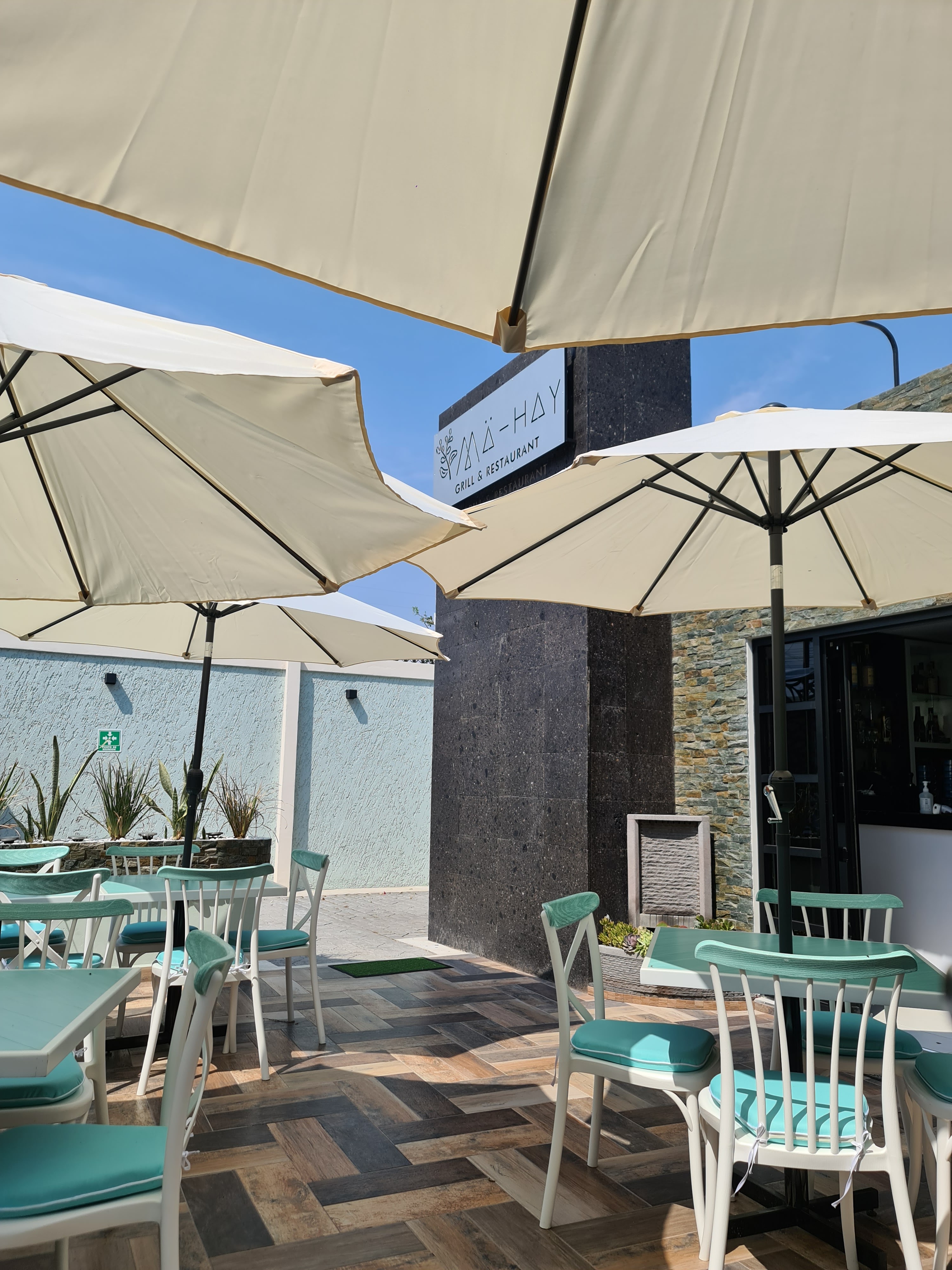 Mä-Hay Grill & Restaurant image 9