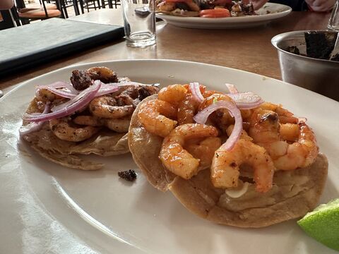 Mariscos El Puerto De Alvarado image 2