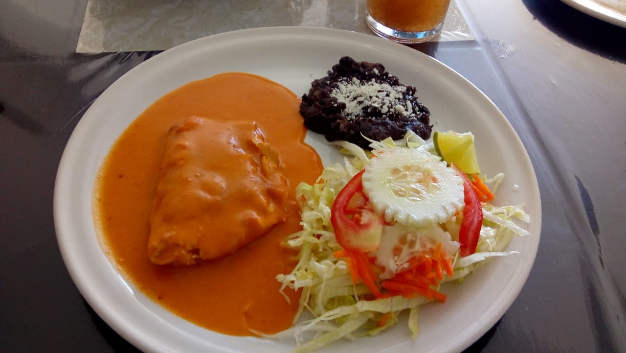 Mestiza comedor image 4