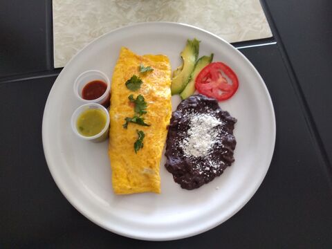 Mestiza comedor image 7