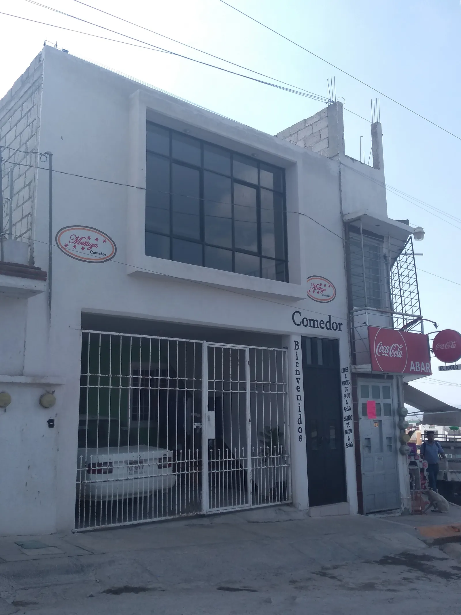 Mestiza comedor image 10