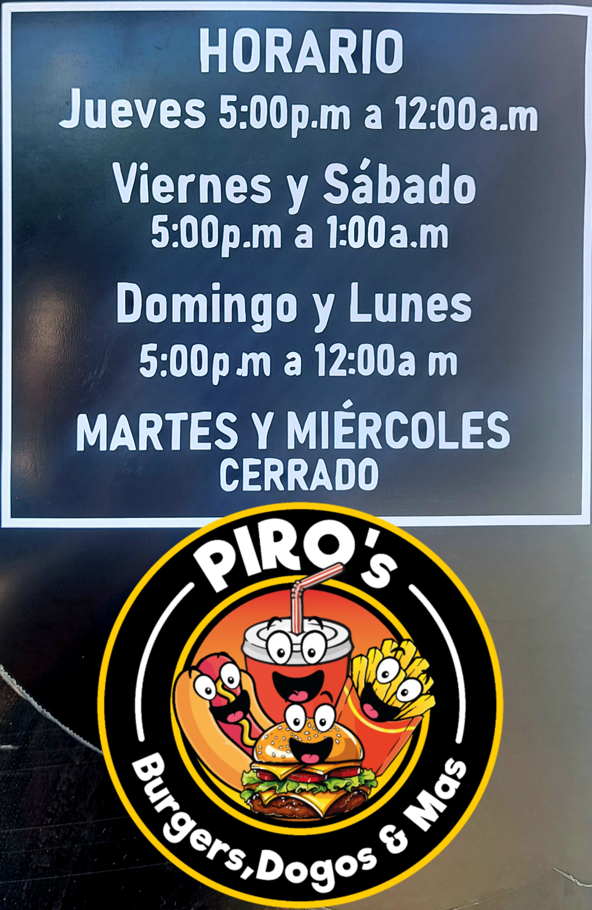 PIRO's BURGERS DOGOS Y MÁS image 5