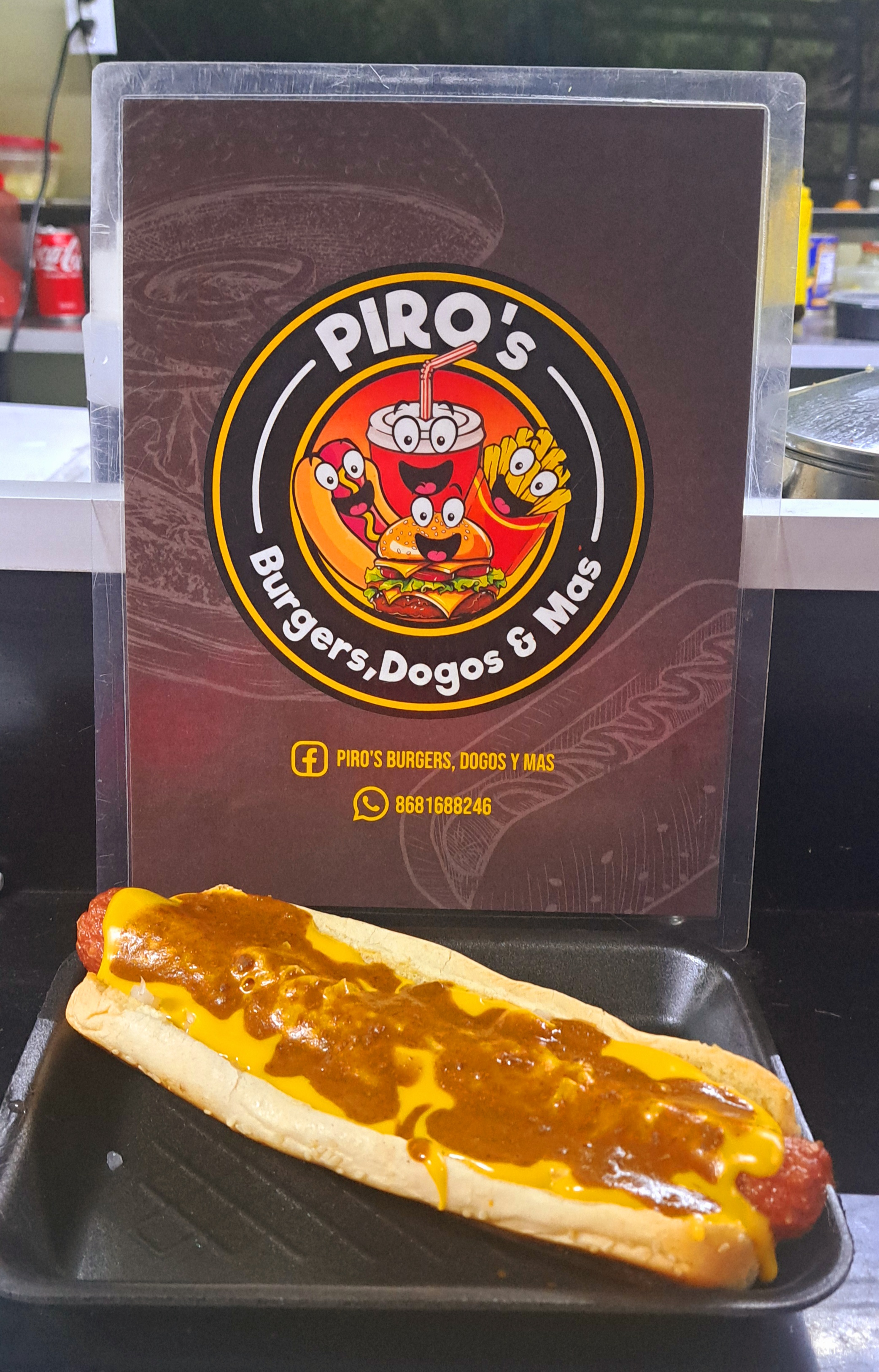 PIRO's BURGERS DOGOS Y MÁS image 8