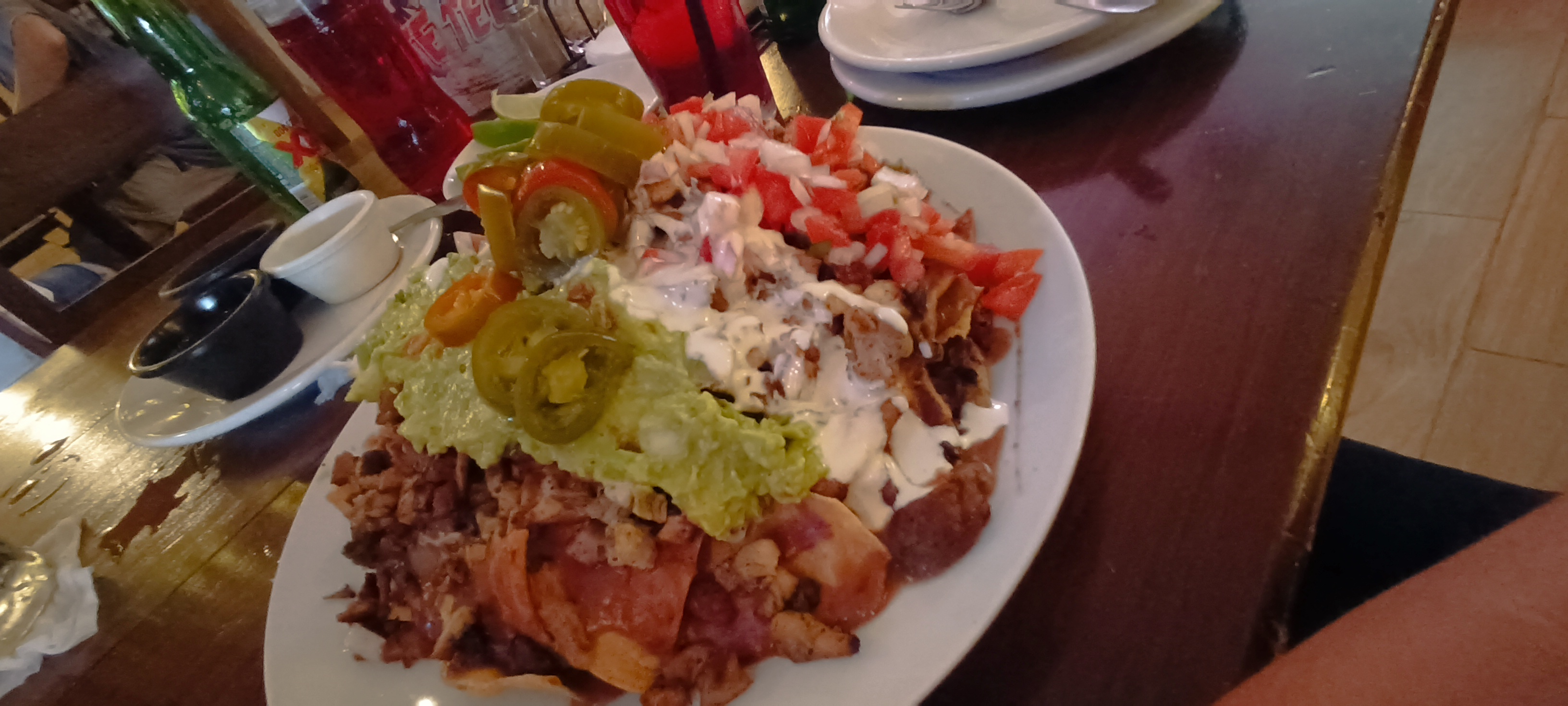 chimonchis restaurant & bar image 2