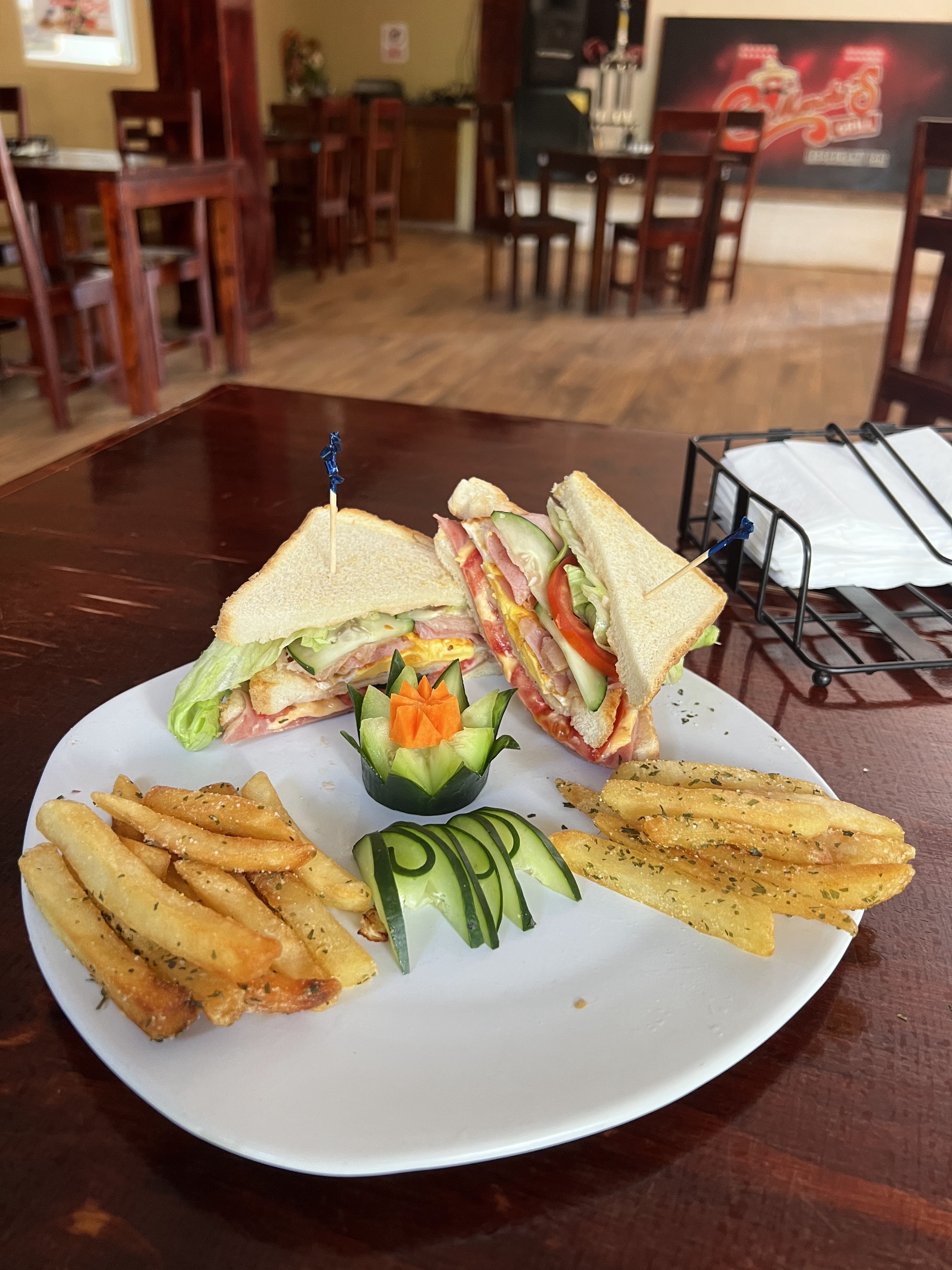 chimonchis restaurant & bar image 7