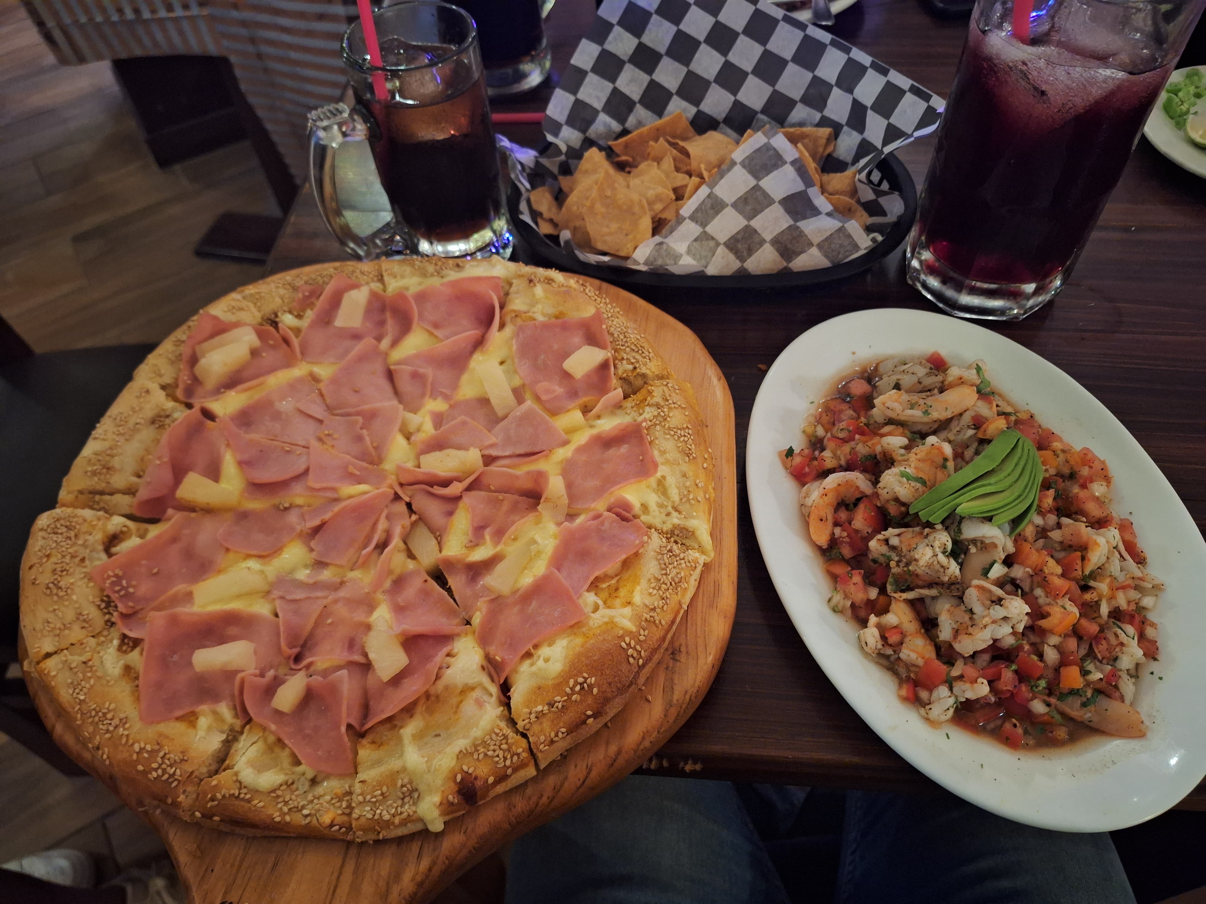 chimonchis restaurant & bar image 8