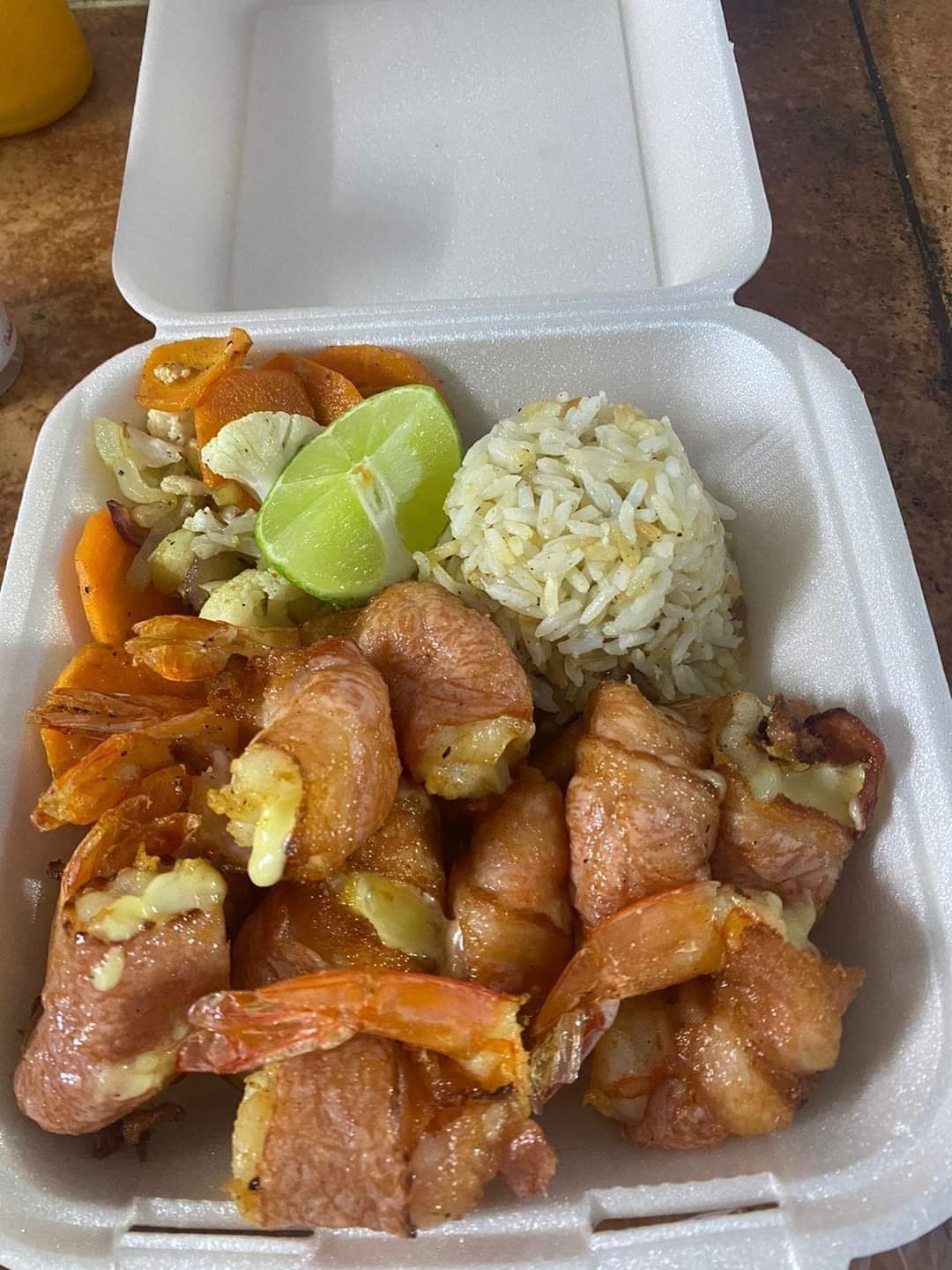 Margaritas Restaurant-Bar familiar image 7