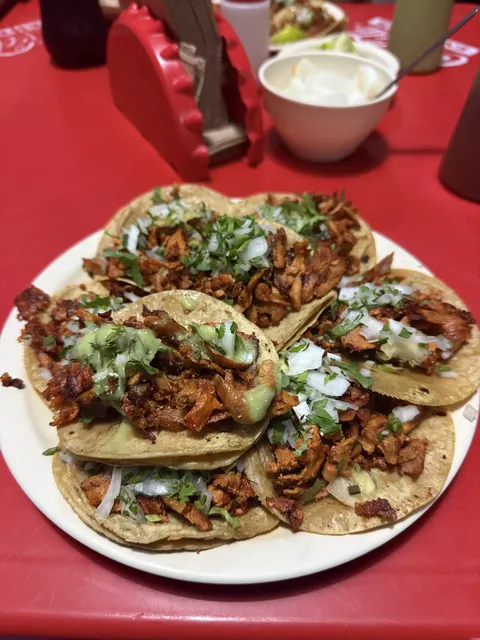 Taquería Maxitaco de pueblo nuevo Gto image 1