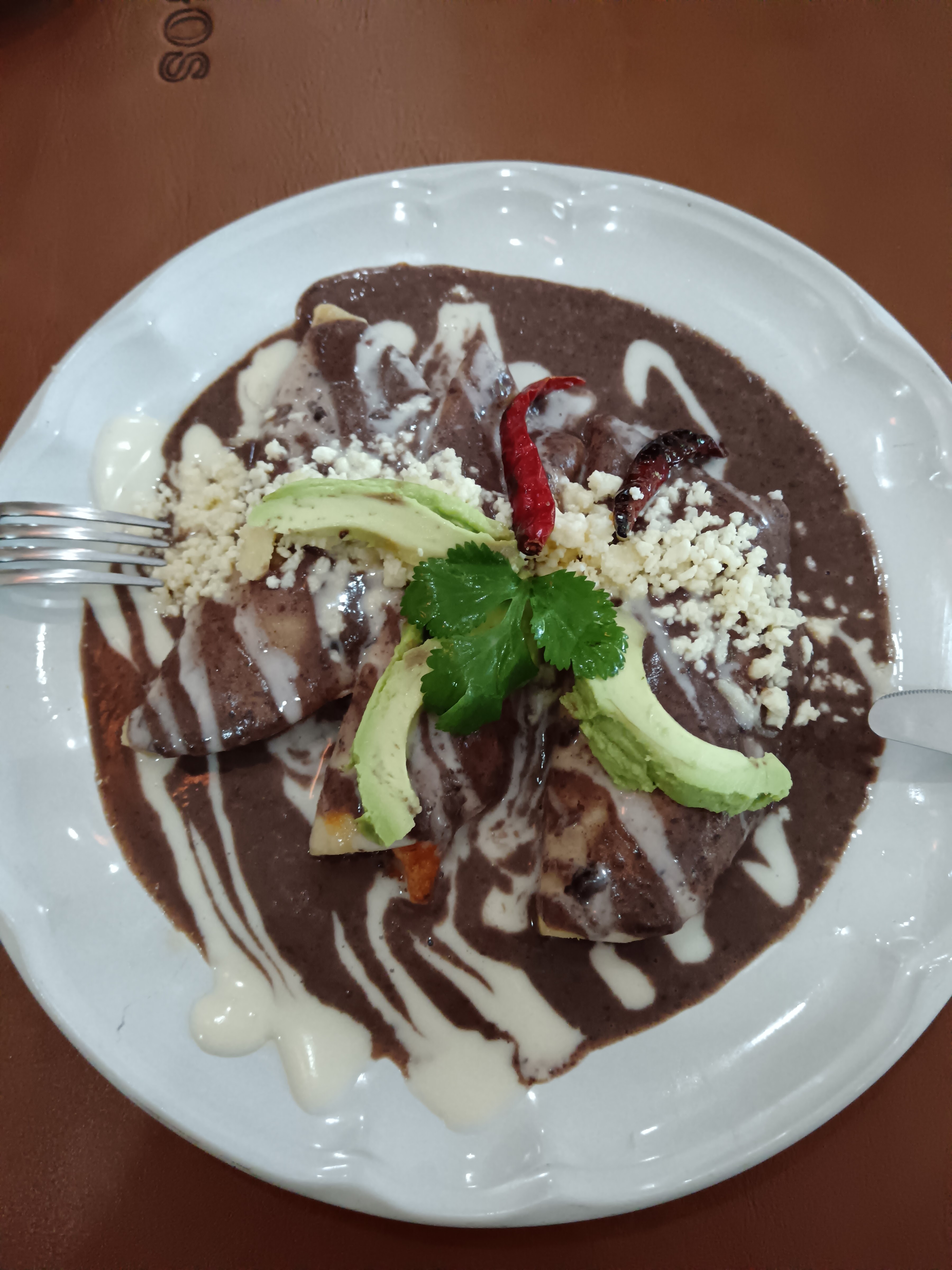 Los Abolengos image 7