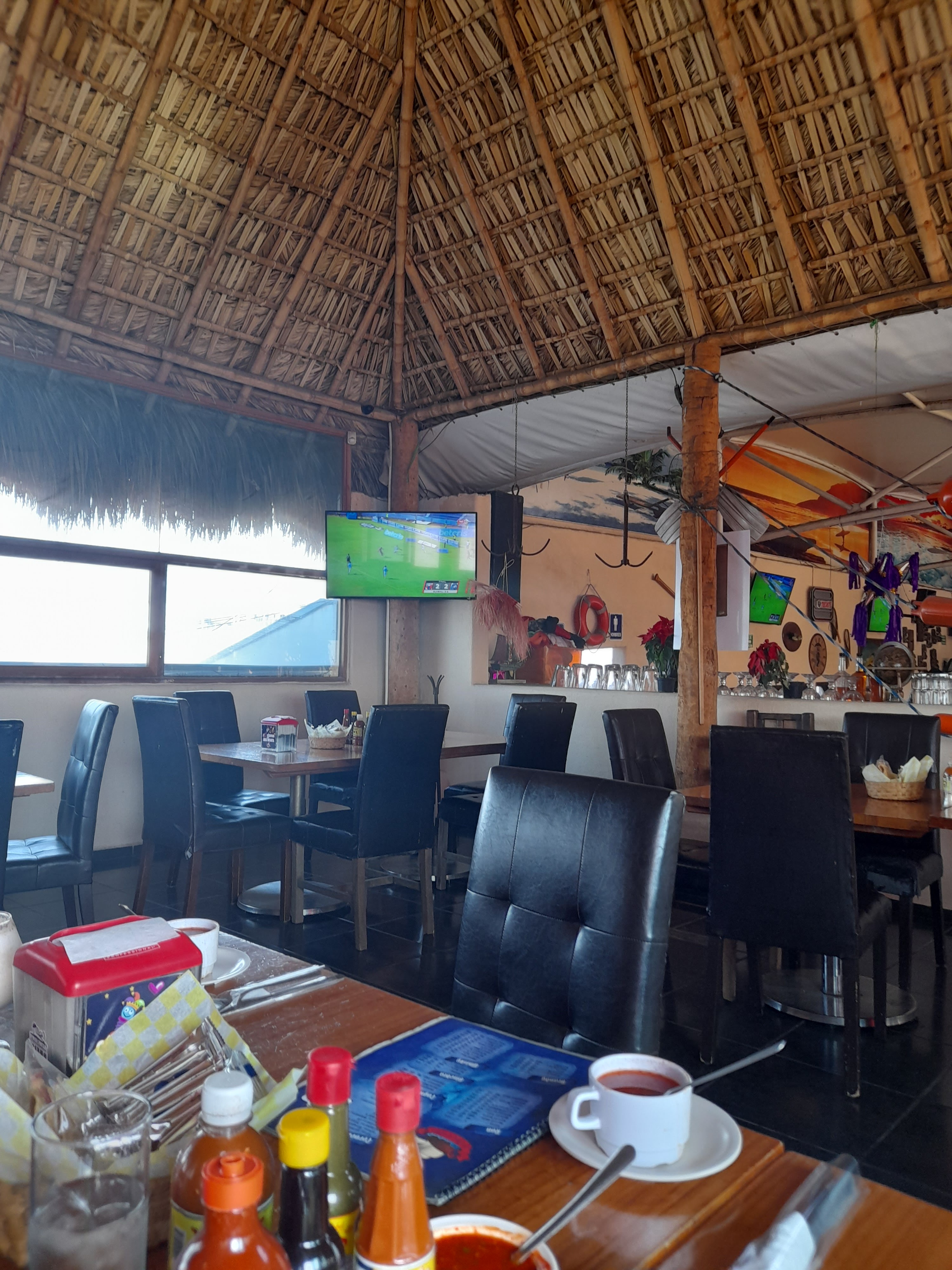 EL BUCANERO SEA FOOD & BAR image 1