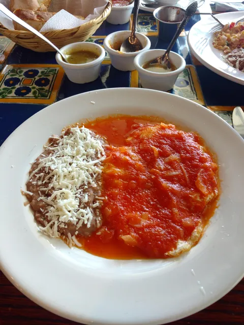 La María image 3