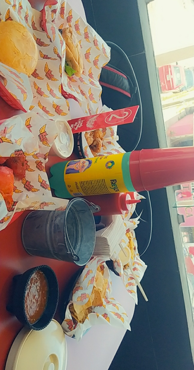 KING WINGS JUÁREZ image 8