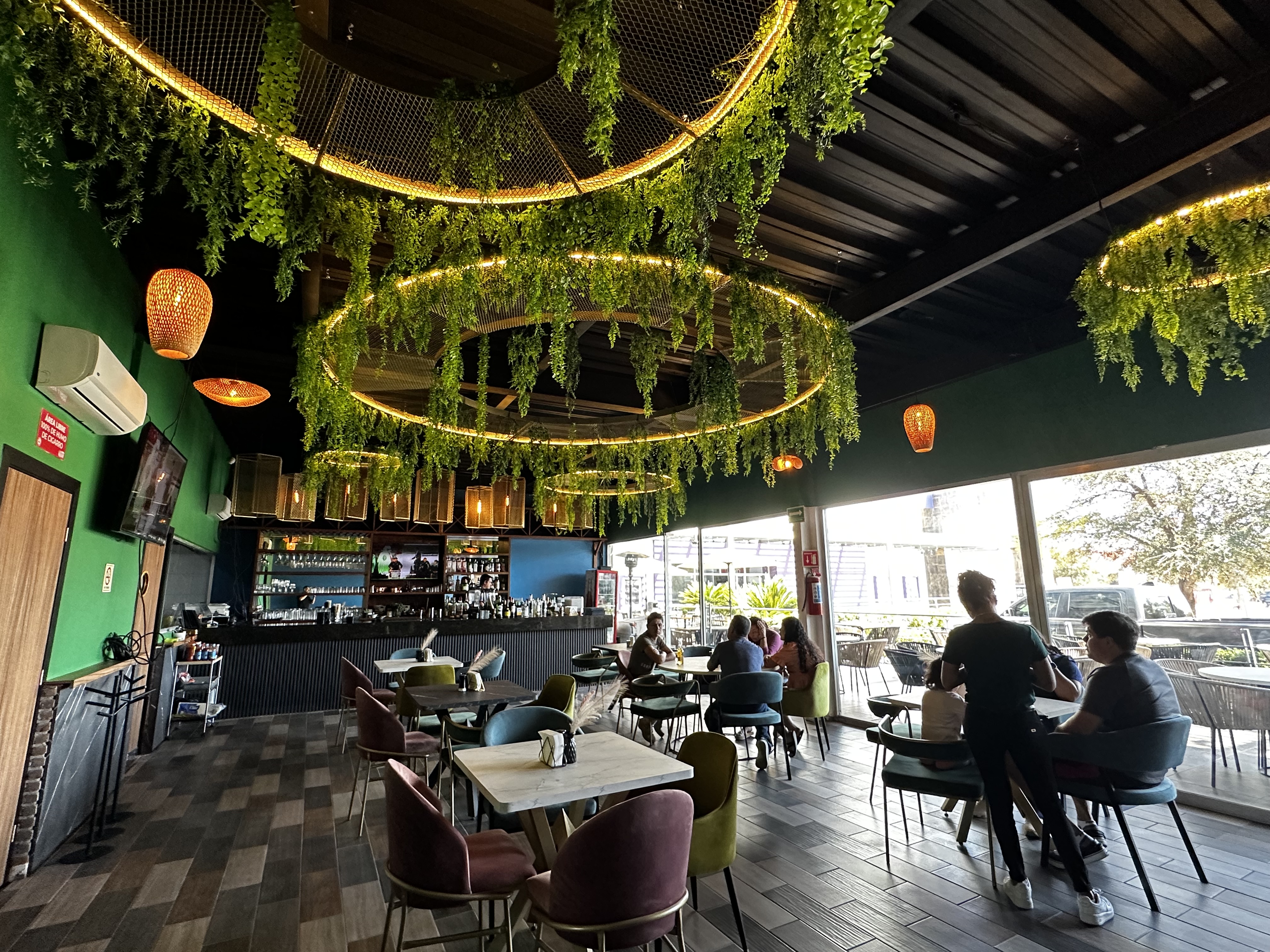 AMATI SOCIAL RESTAURANT image 1