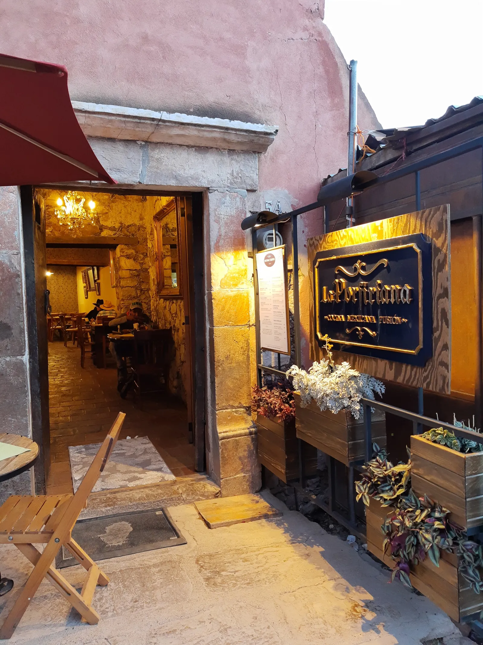 La Porfiriana restaurante image 1