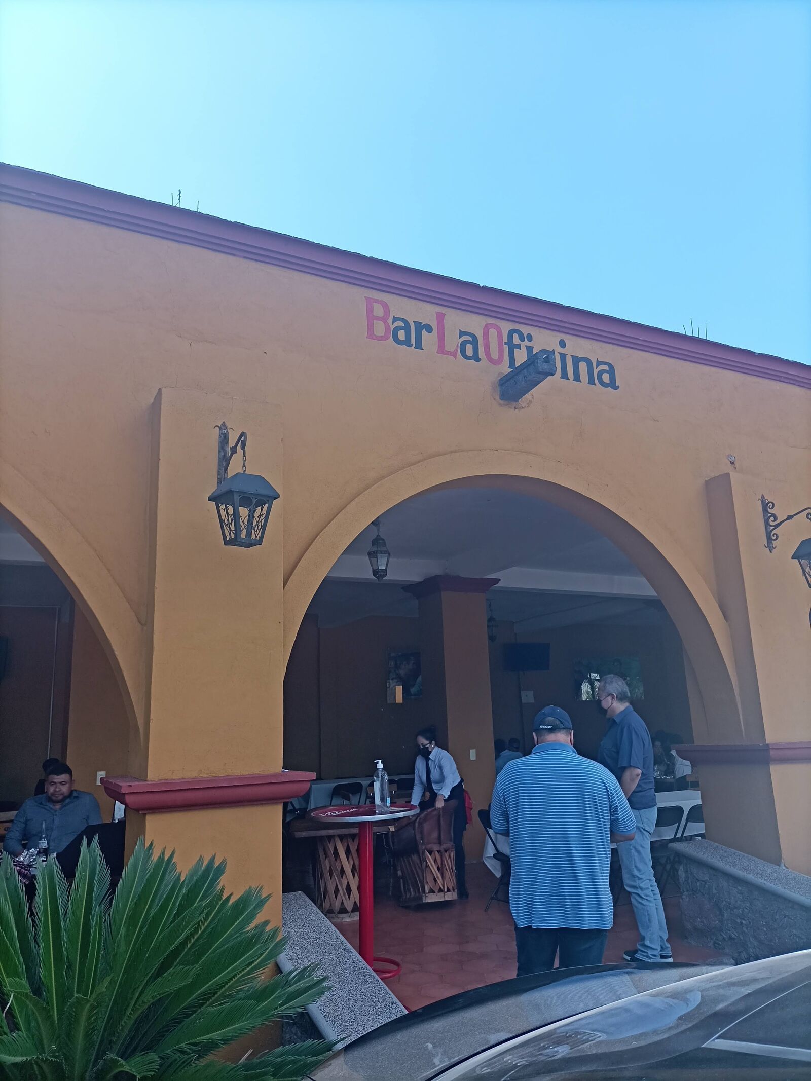 Bar La Oficina image 1