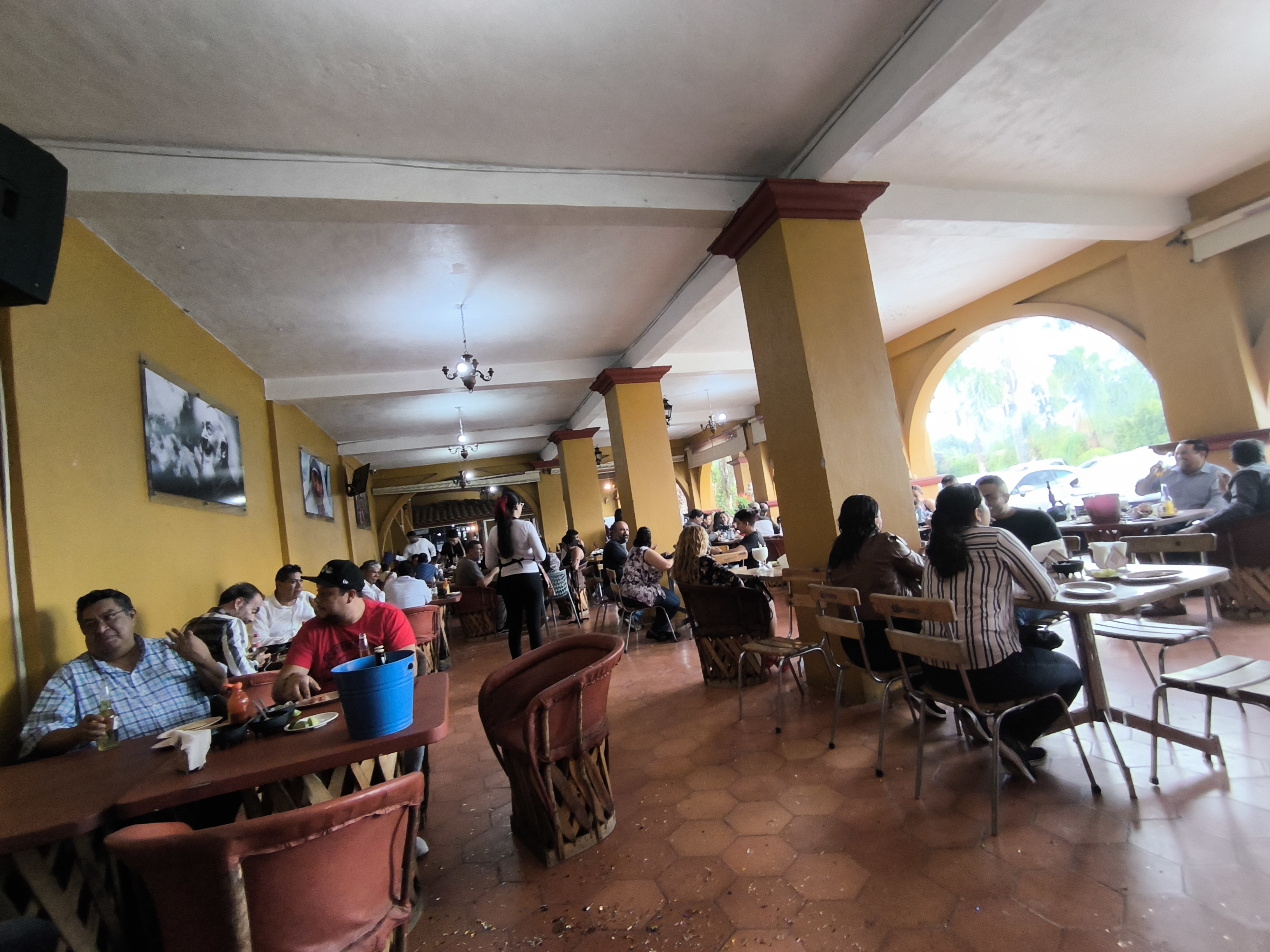 Bar La Oficina image 4