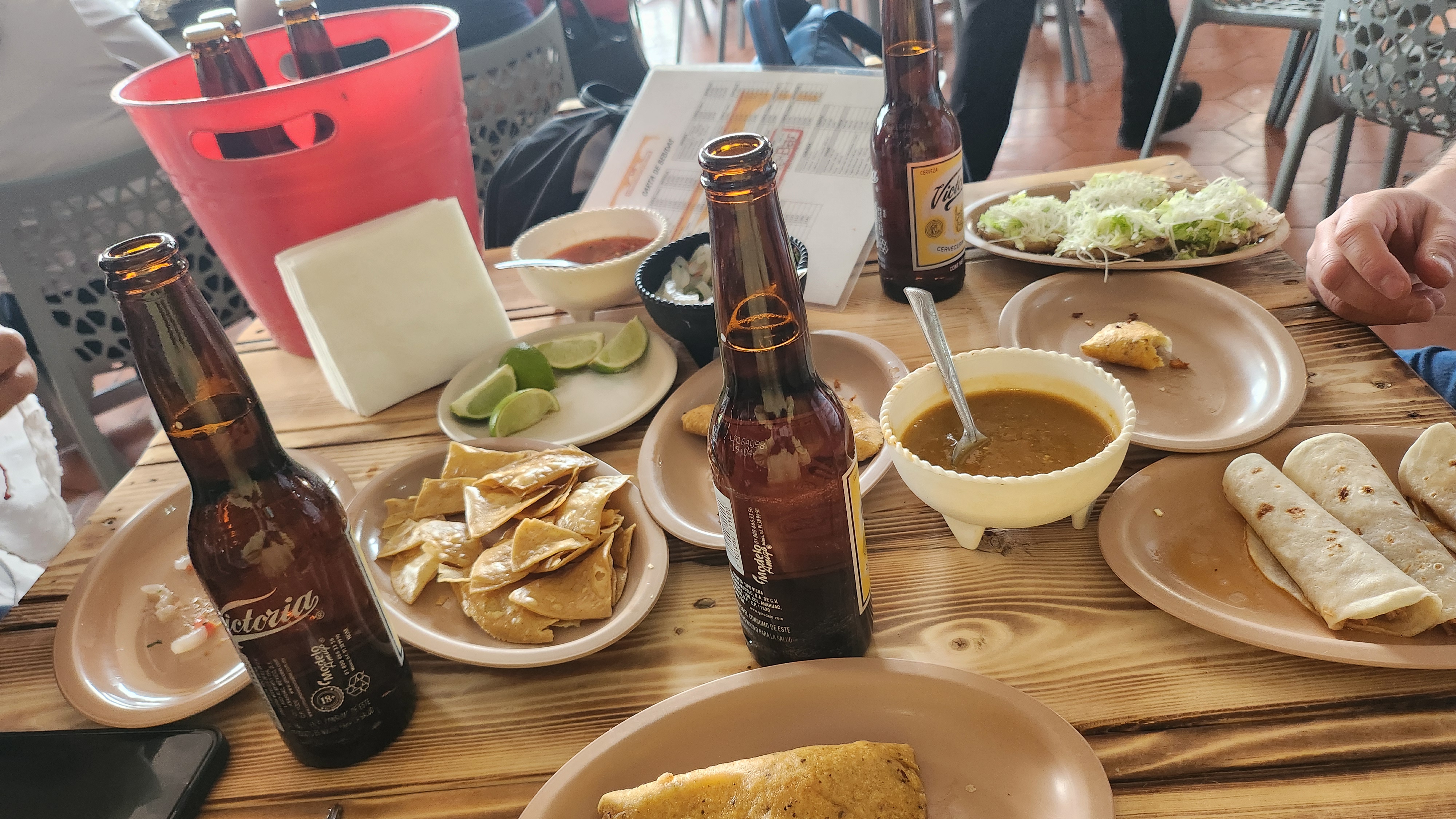 Bar La Oficina image 5