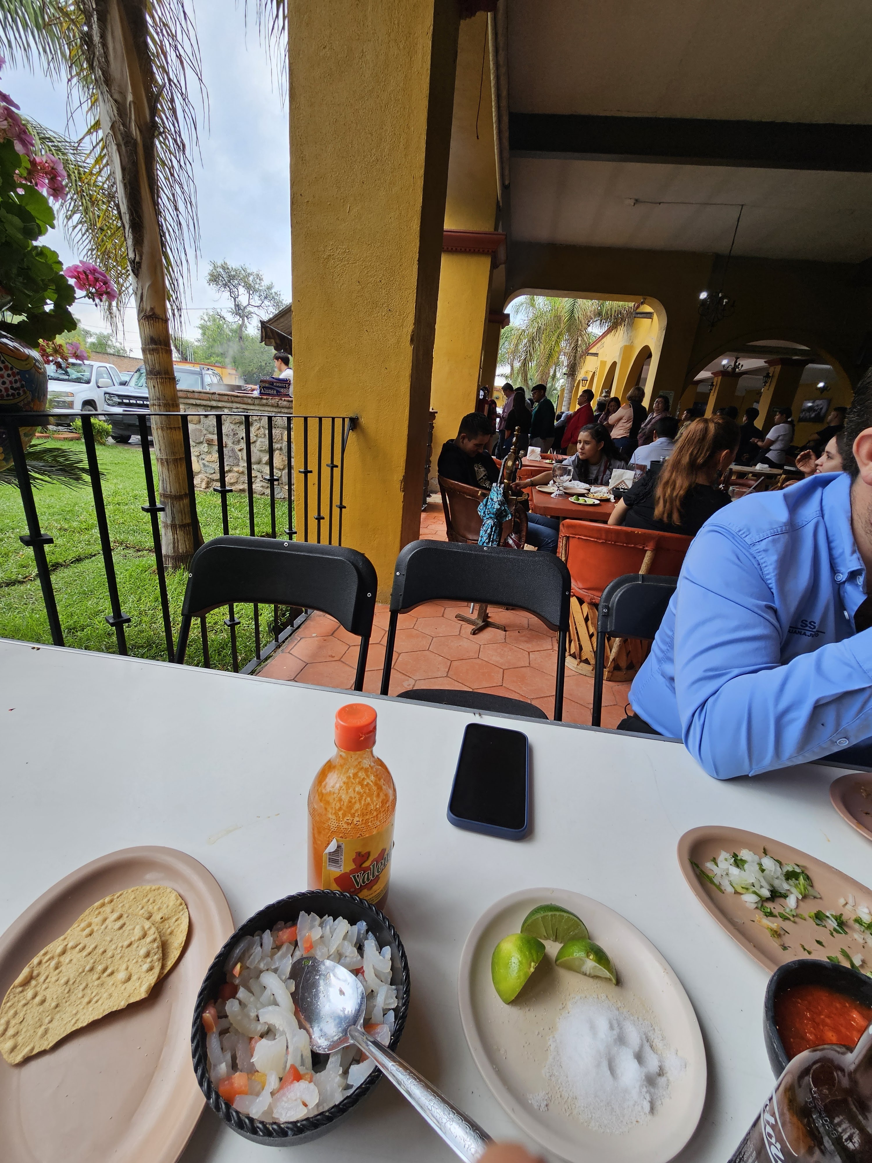 Bar La Oficina image 10