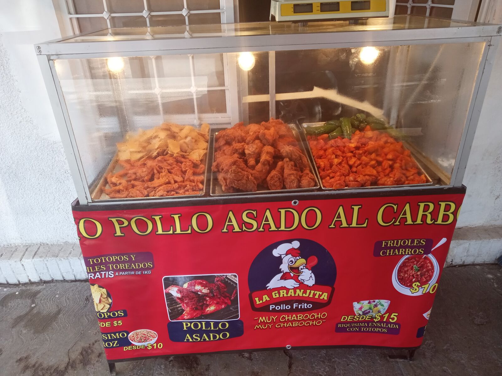 Pollo Frito La Granjita image 1