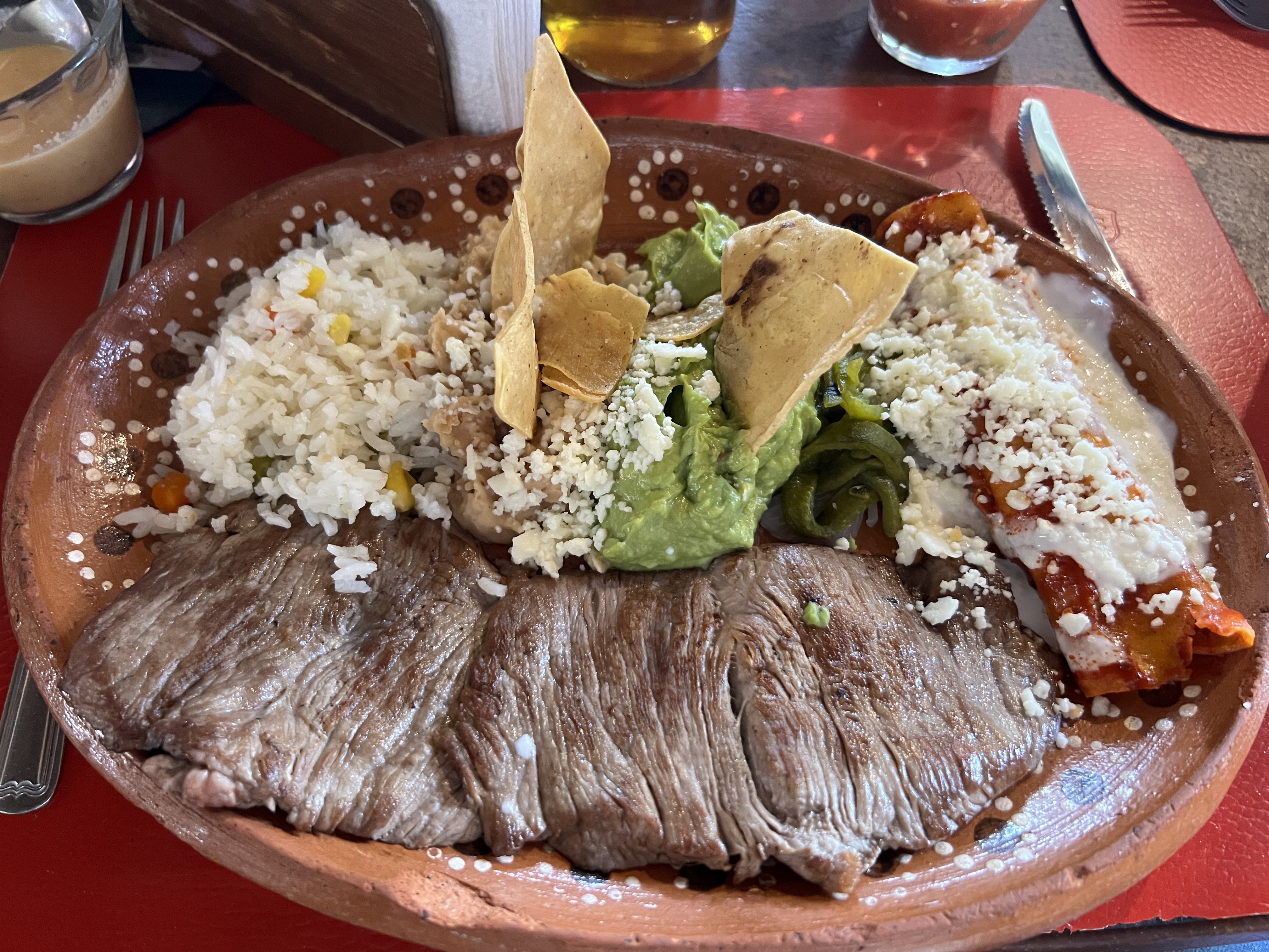 Borregos Restaurante image 10