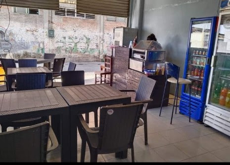 Pizzeria Los Agachados image 5