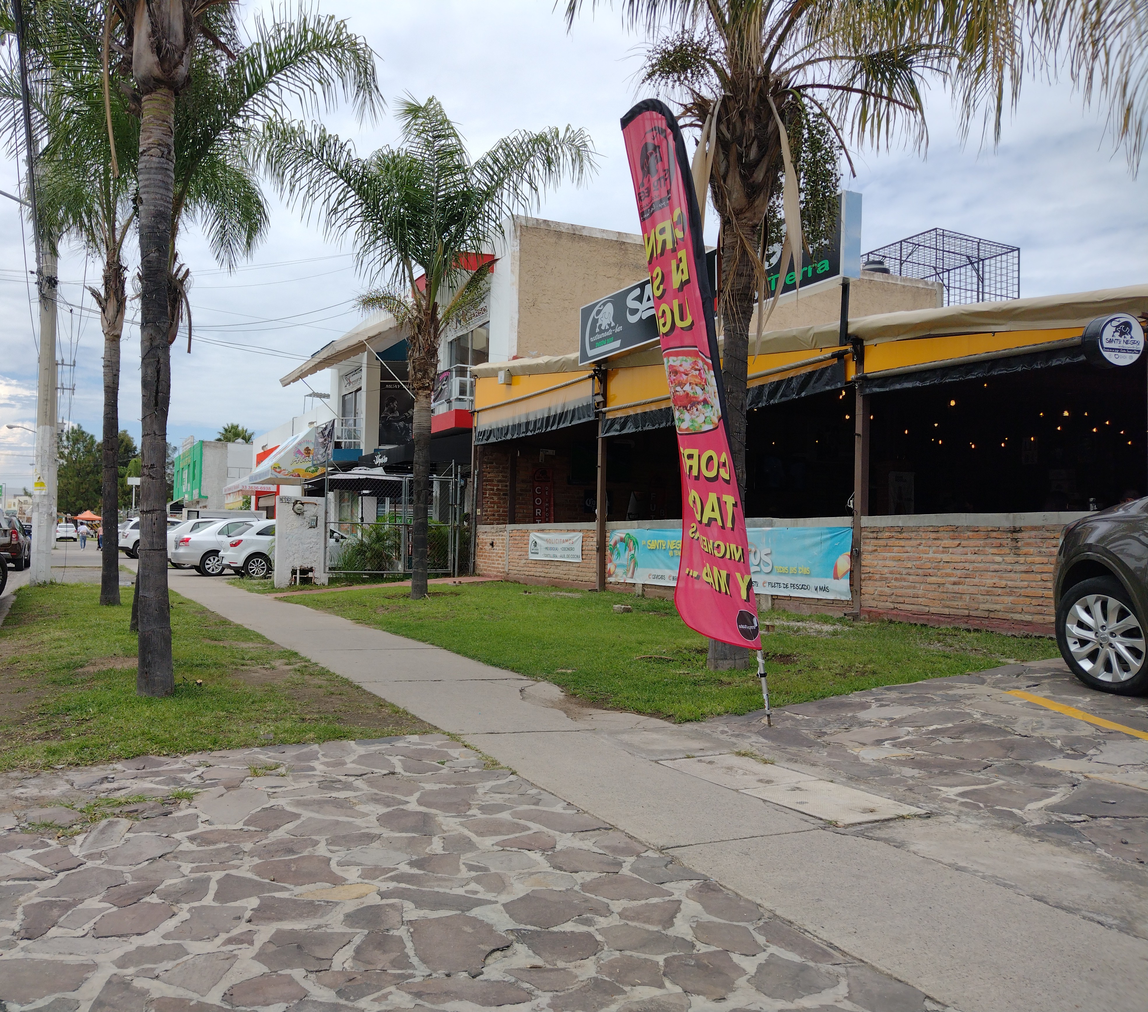 Santo Negro Restaurant-Bar image 1
