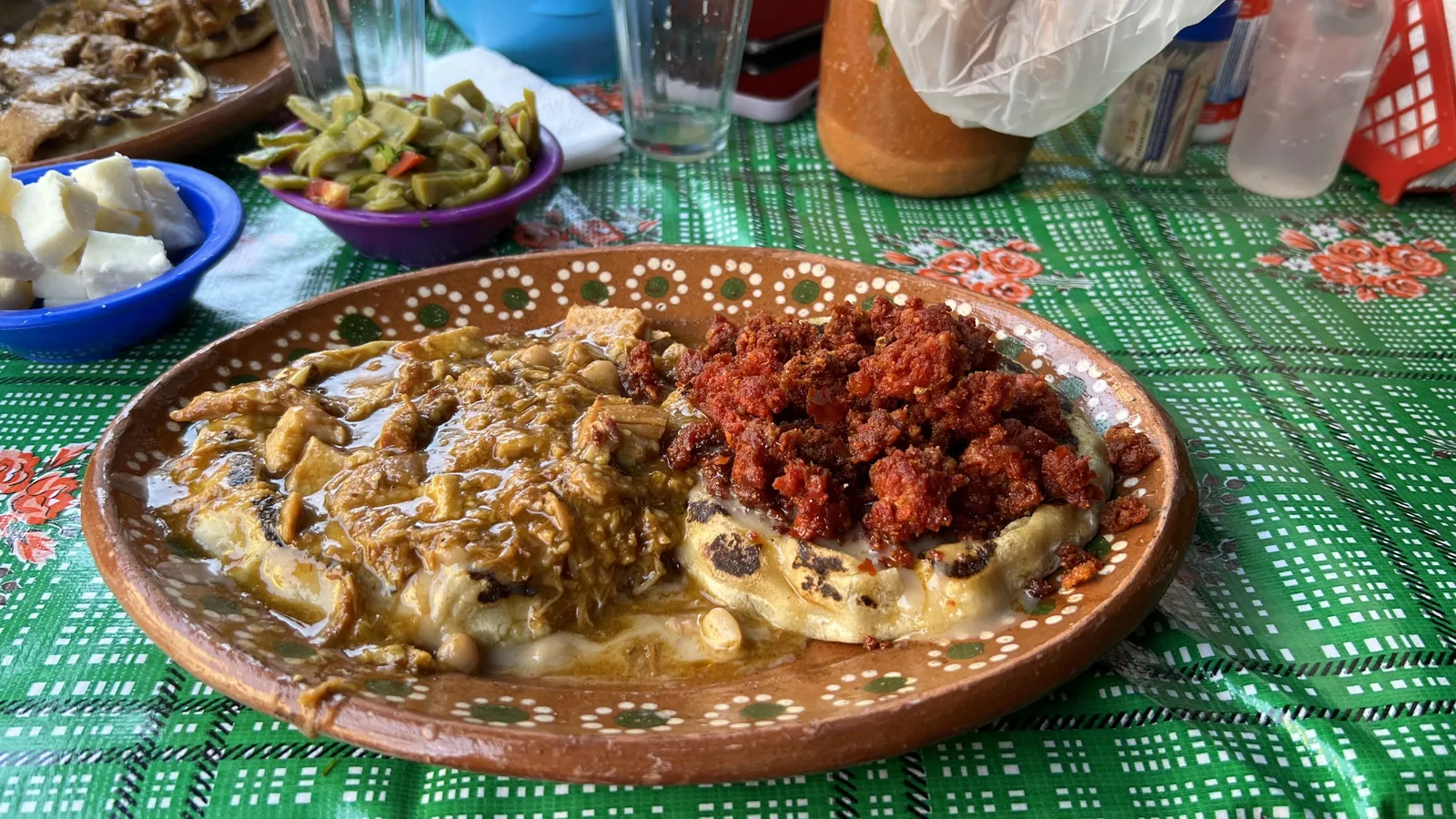 Fonda Doña Esmeralda gorditas de horno los domingos image 2