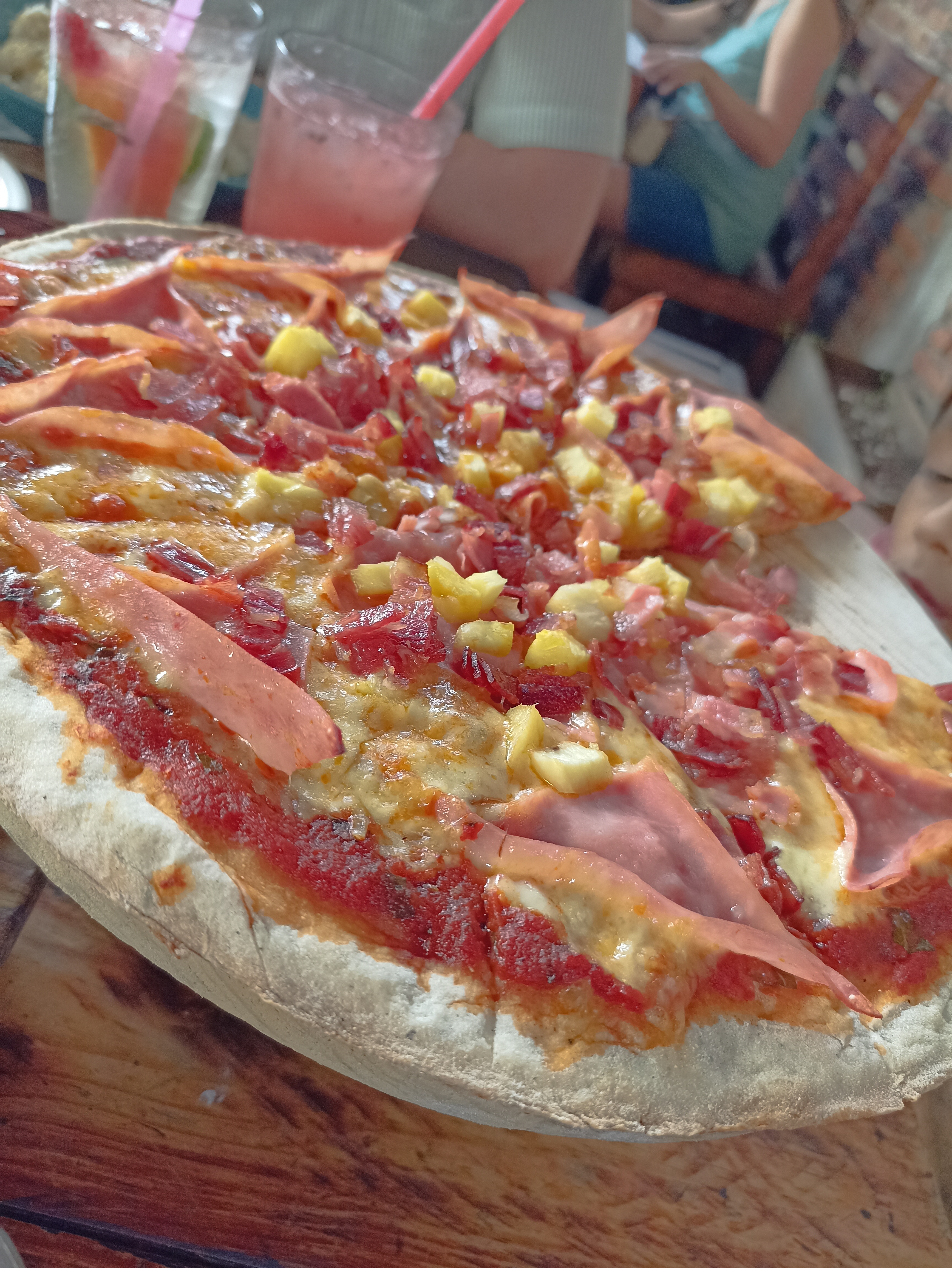 Pomorrois pizza a la leña image 6