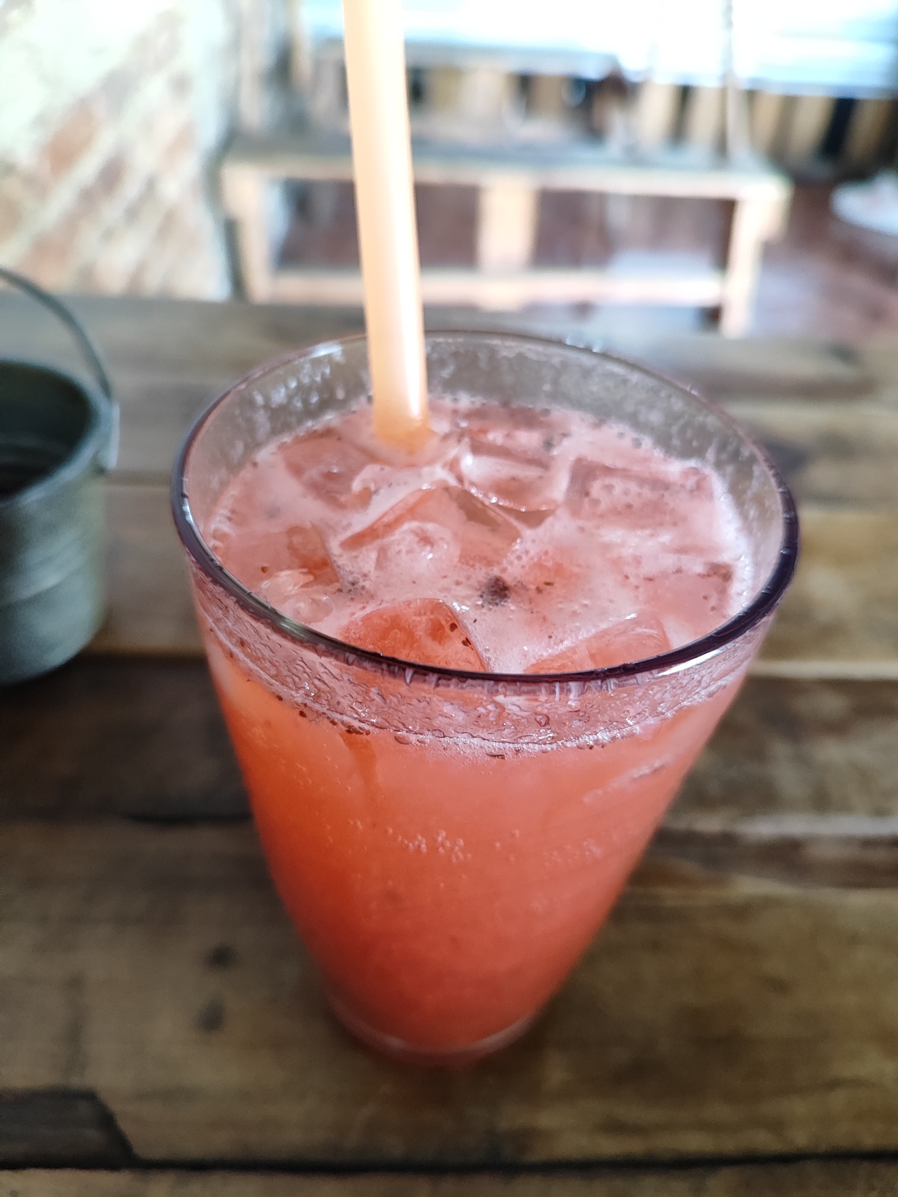 Pomorrois pizza a la leña image 7