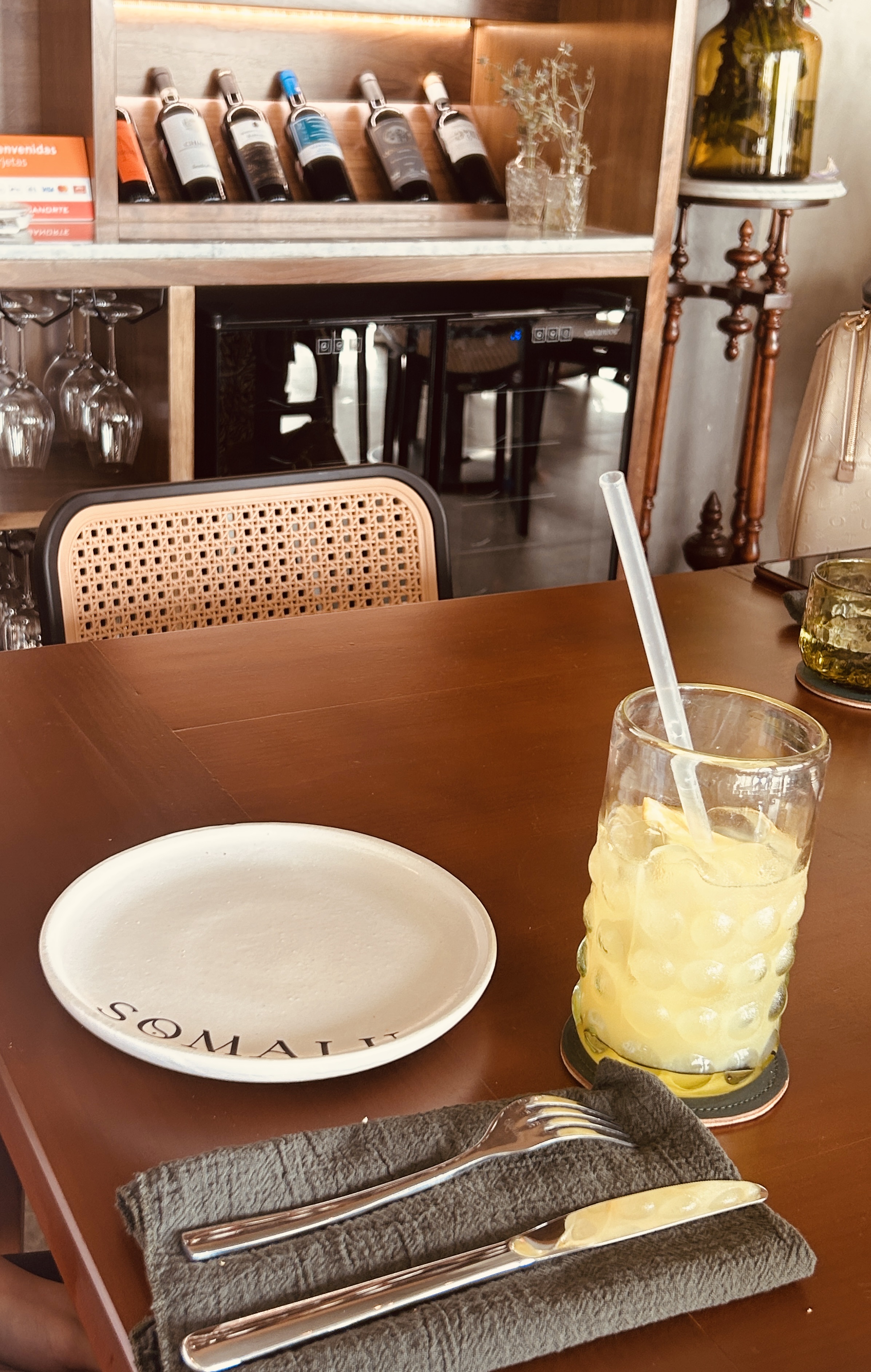 SOMALU Restaurante y boutique de vinos image 4