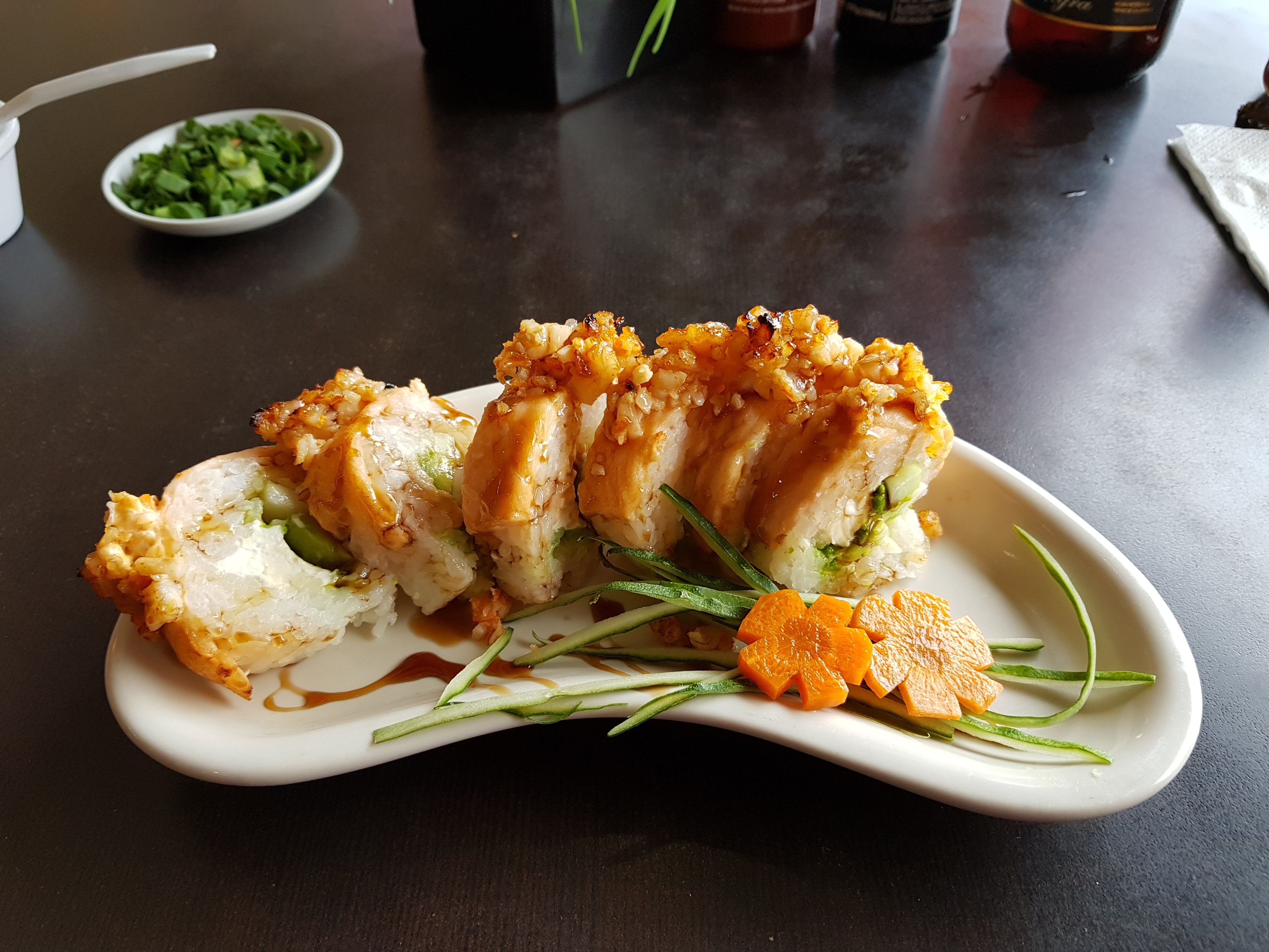 La Fusión Salads & Sushi image 10