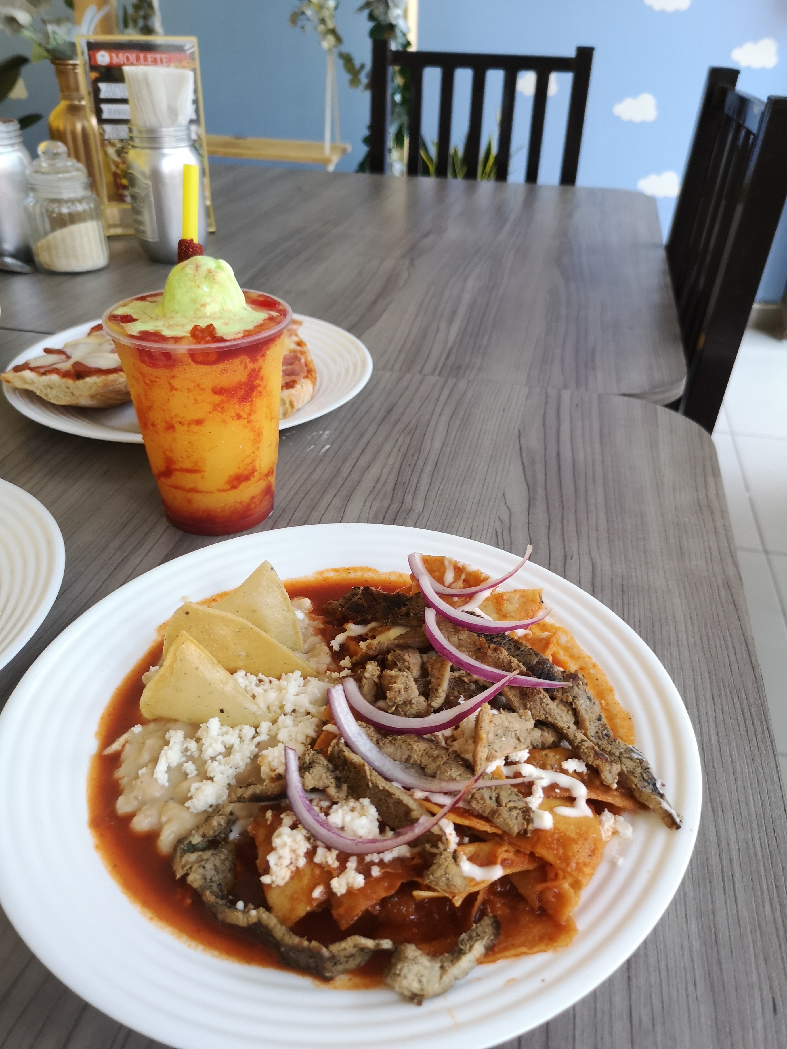 Kahlos restaurante y cafeteria image 9