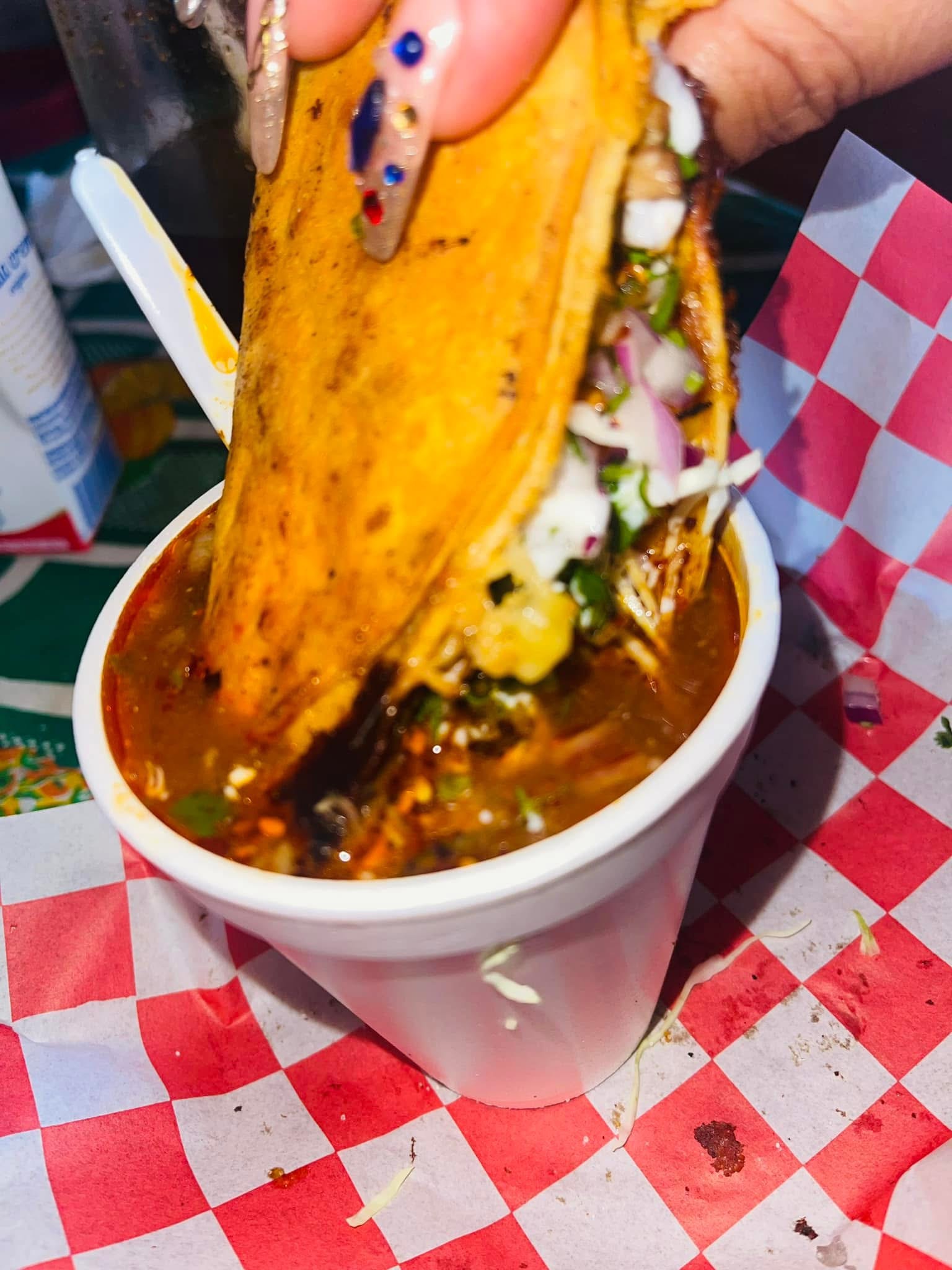 Quesabirrias El Shinola image 2