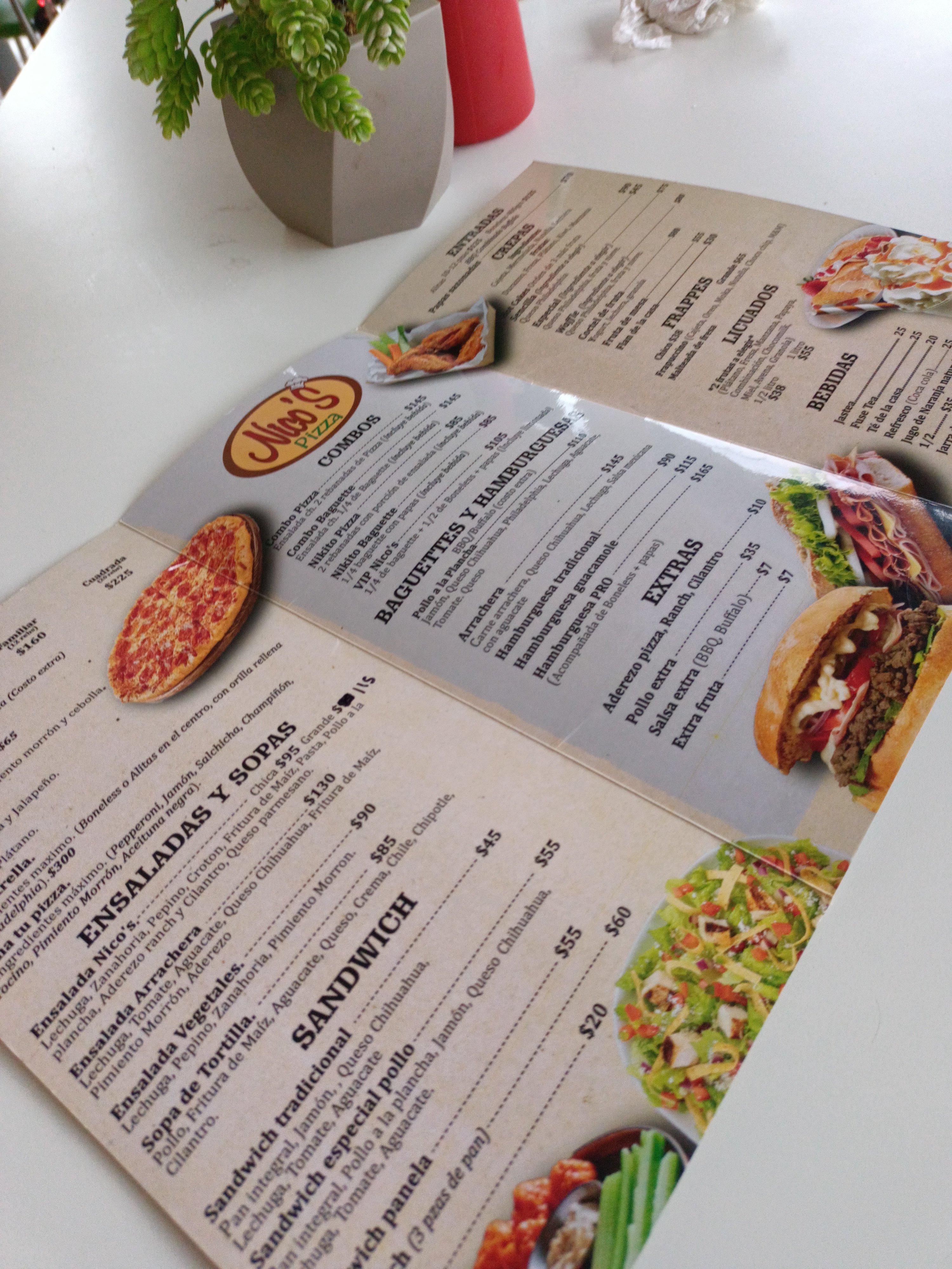 Nicco's Pizza image 10