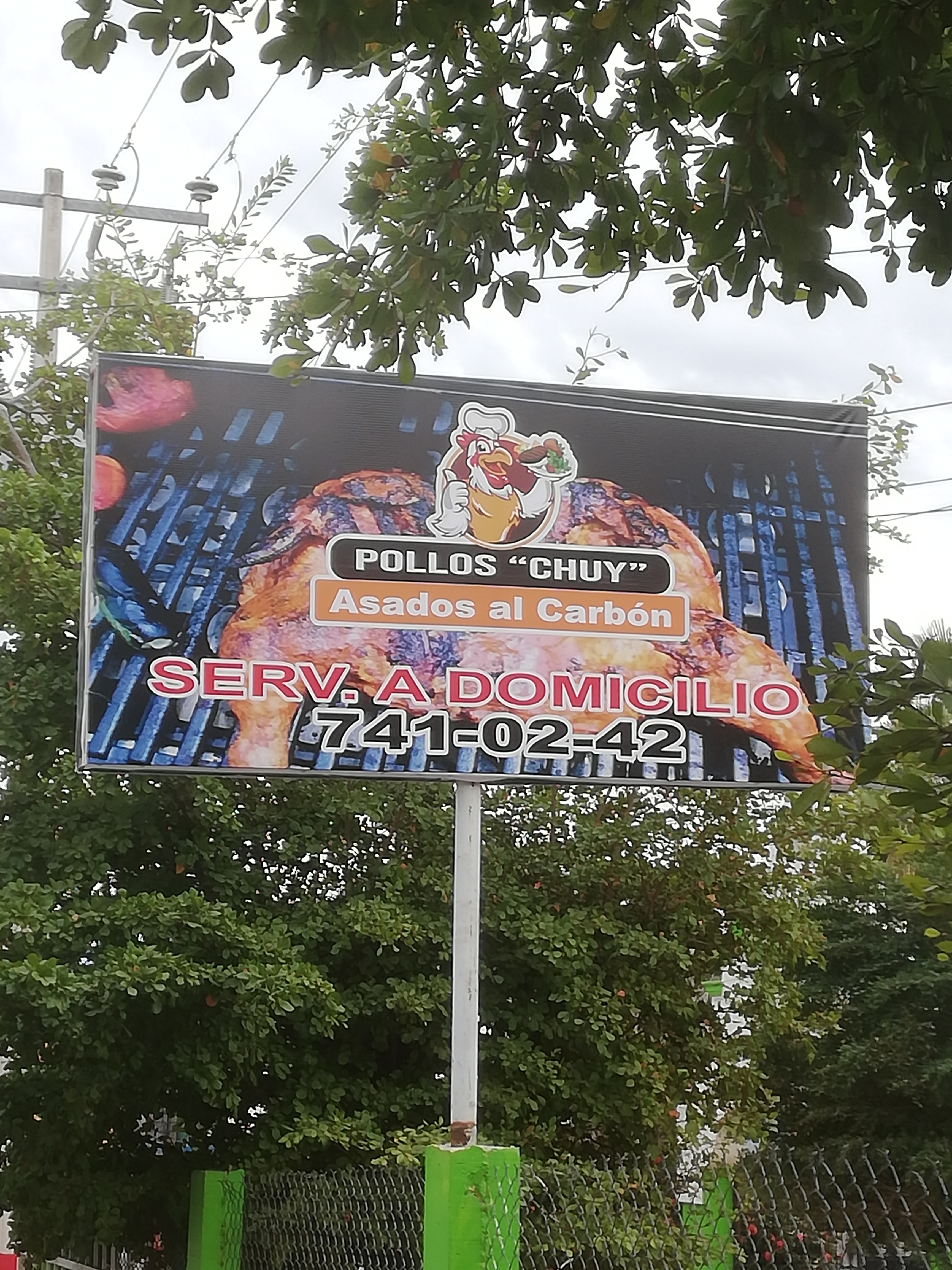 Pollos CHUY (Asados al Carbón) image 3