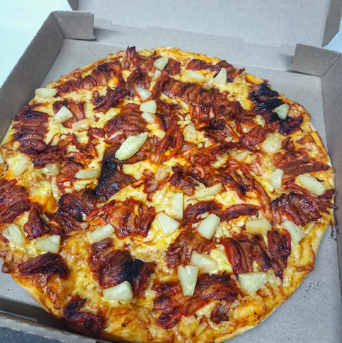 Charly's Pizza image 4