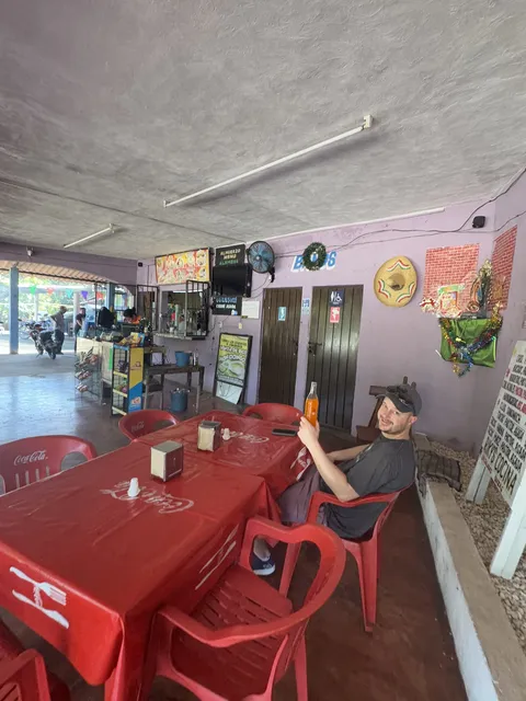 Rickys Cocina image 5