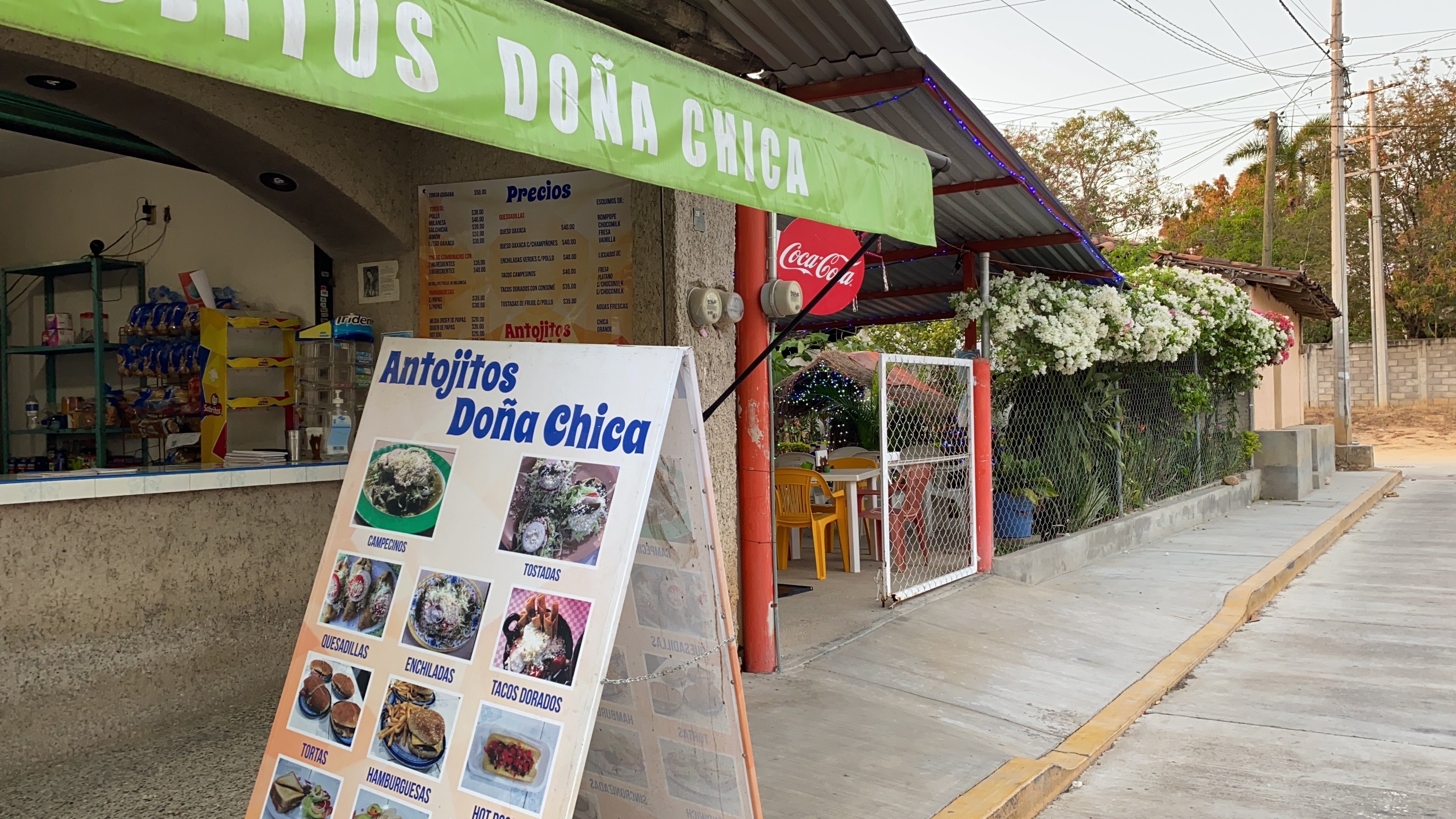Antojitos "Doña Chica" image 1