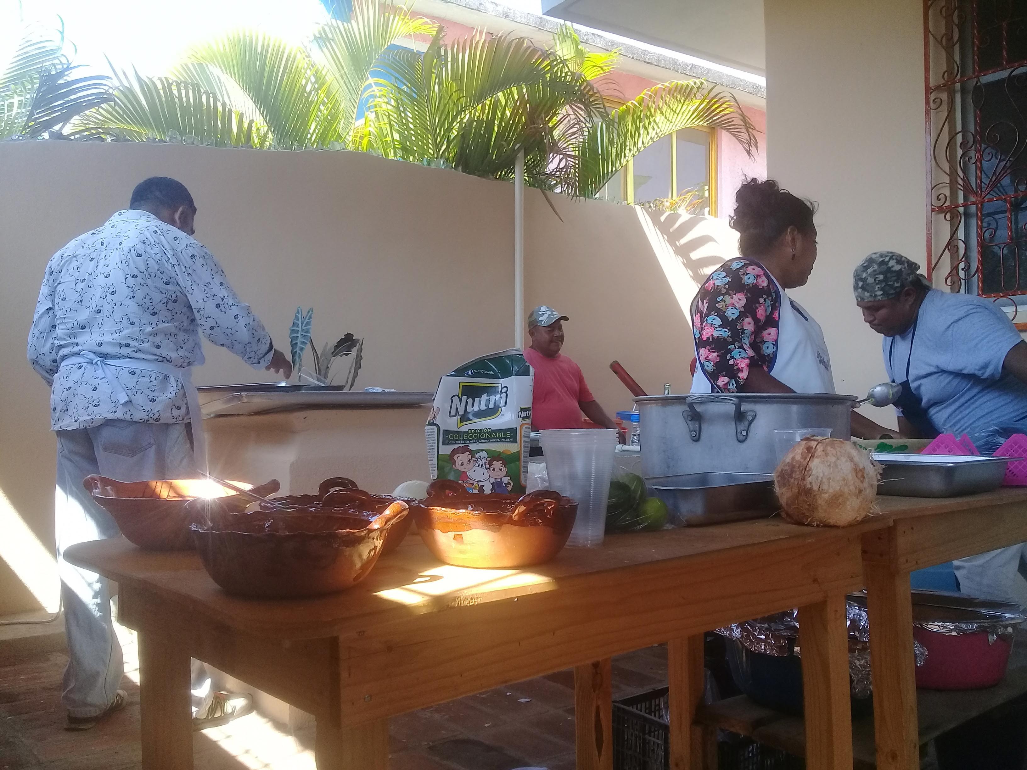 RESTAURAN. Xochilquezal image 9